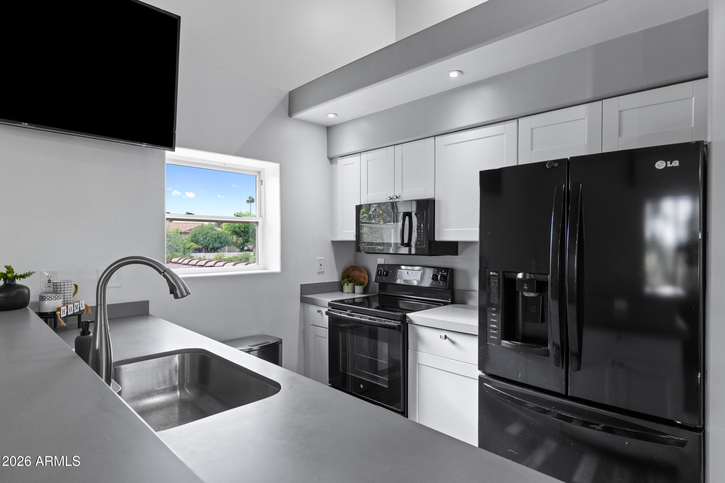 ADDA PROPERTIES - Residential