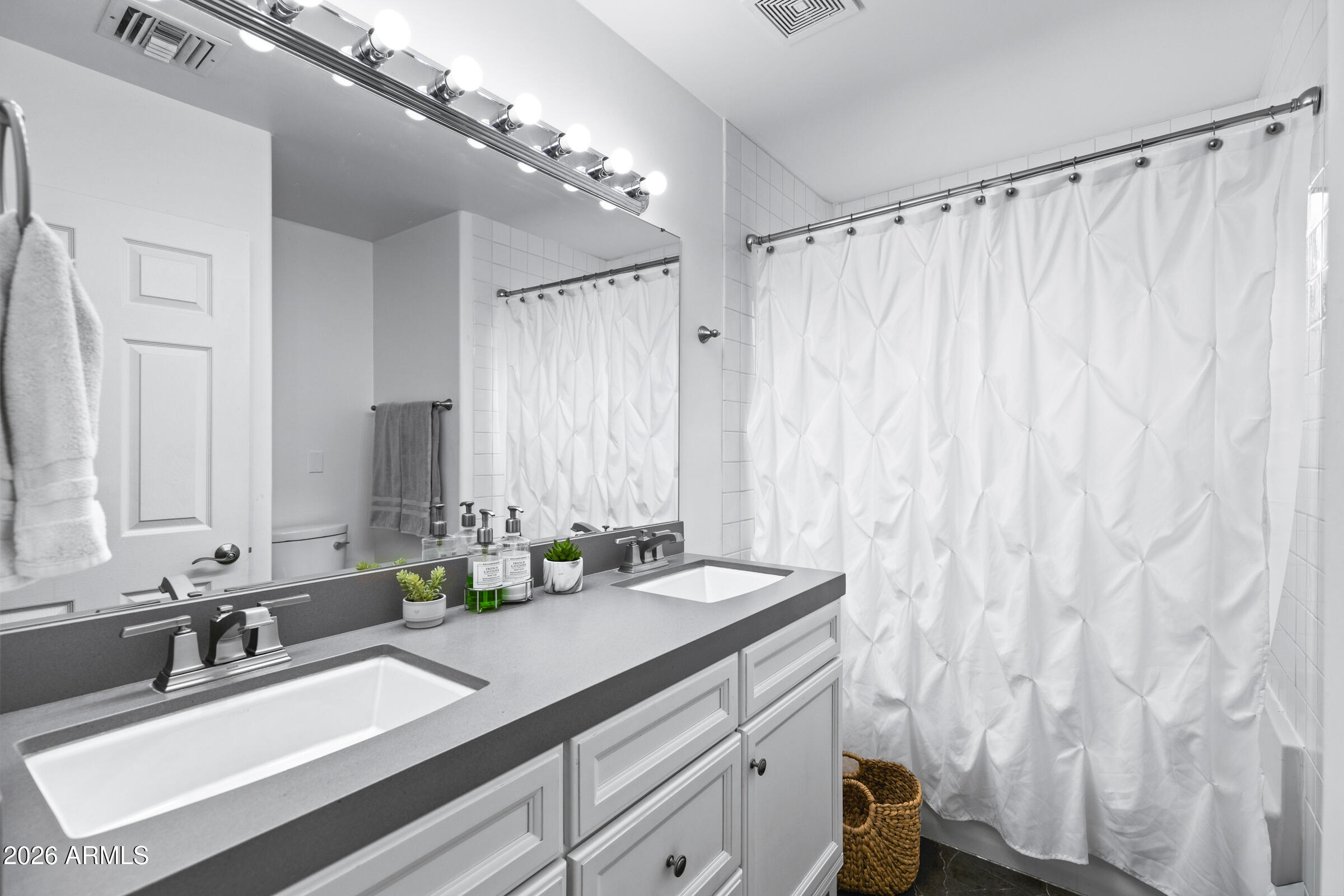 ADDA PROPERTIES - Residential