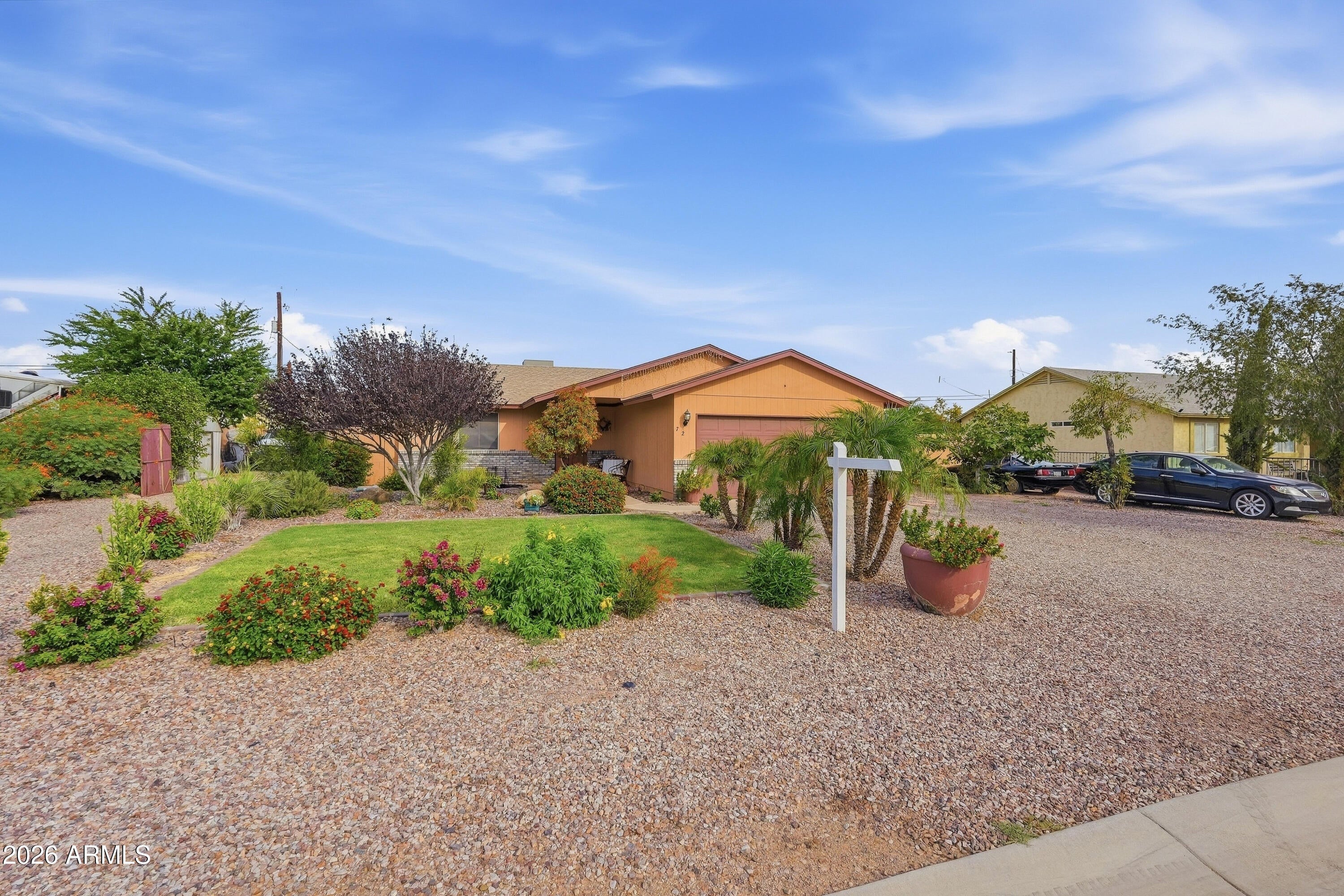 723 S Saguaro Drive