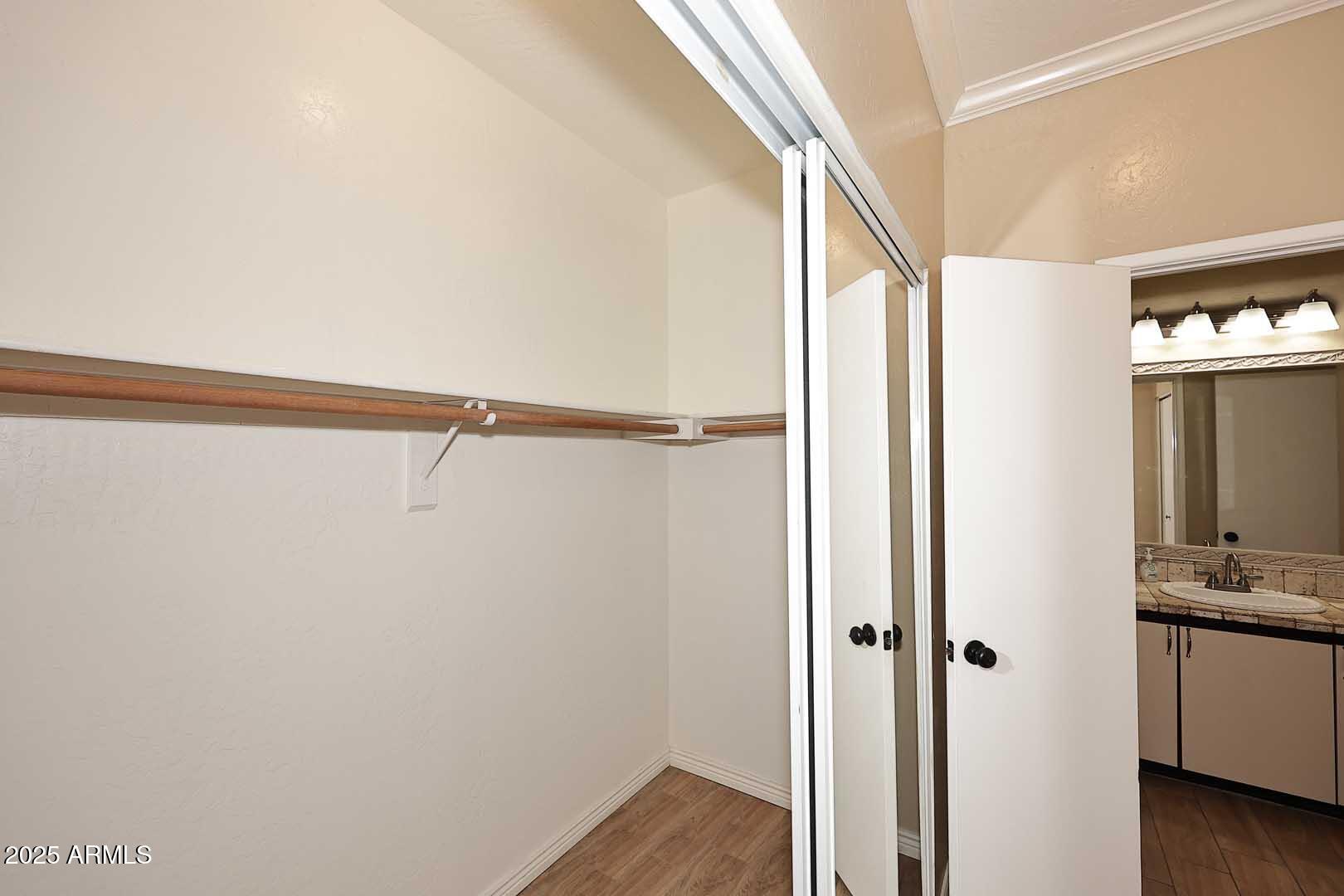 ELLIOT PLACE - Residential