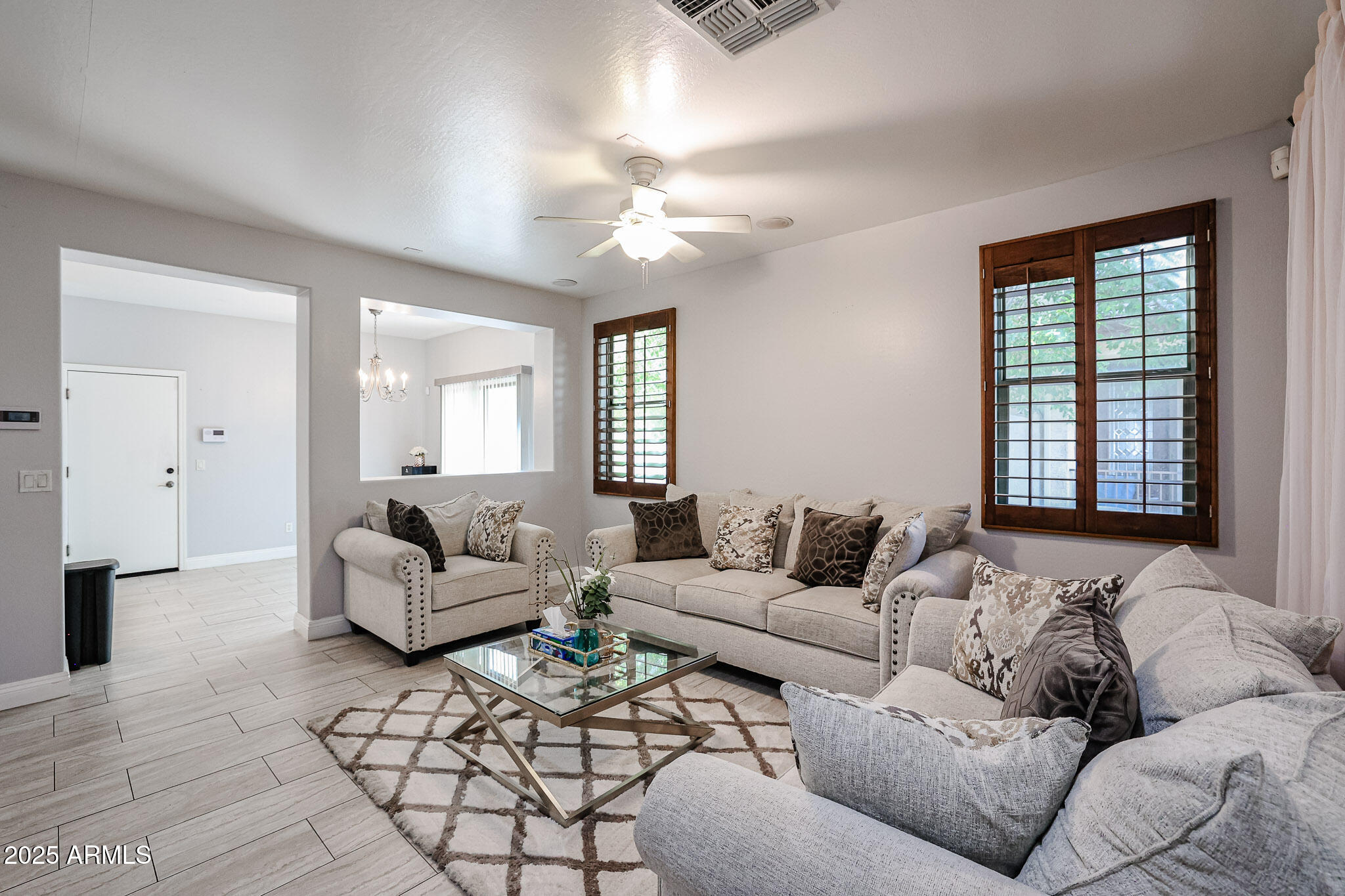 813 E AGUA FRIA Lane