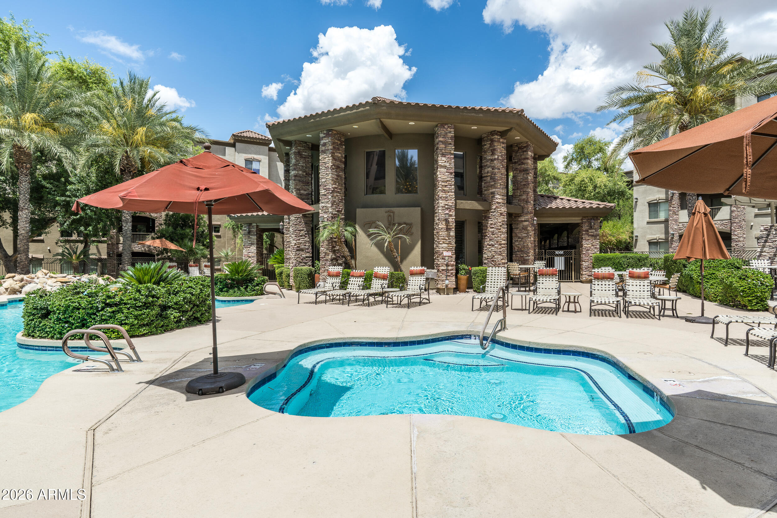 5450 E DEER VALLEY Drive 3170