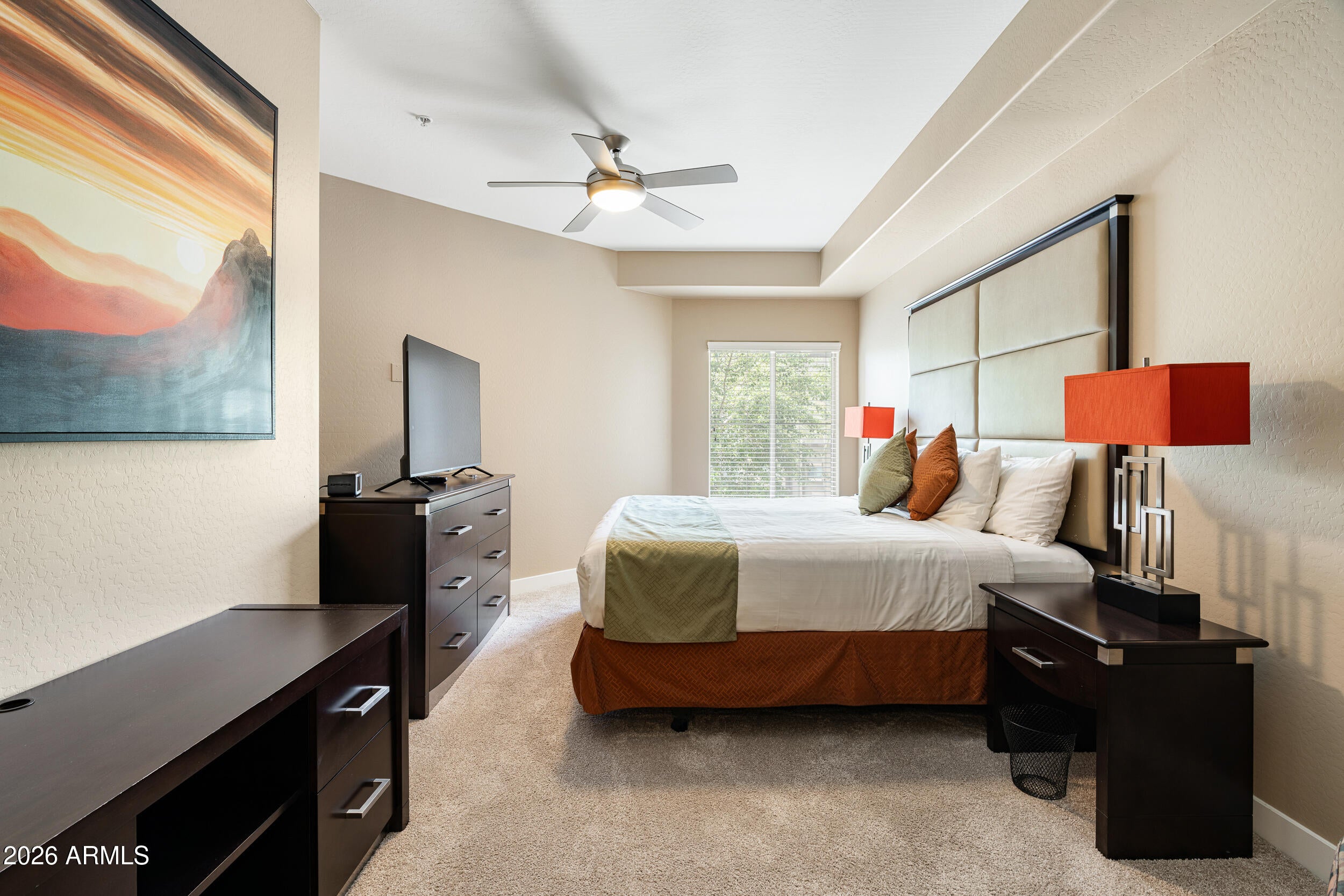 5450 E DEER VALLEY Drive 3170