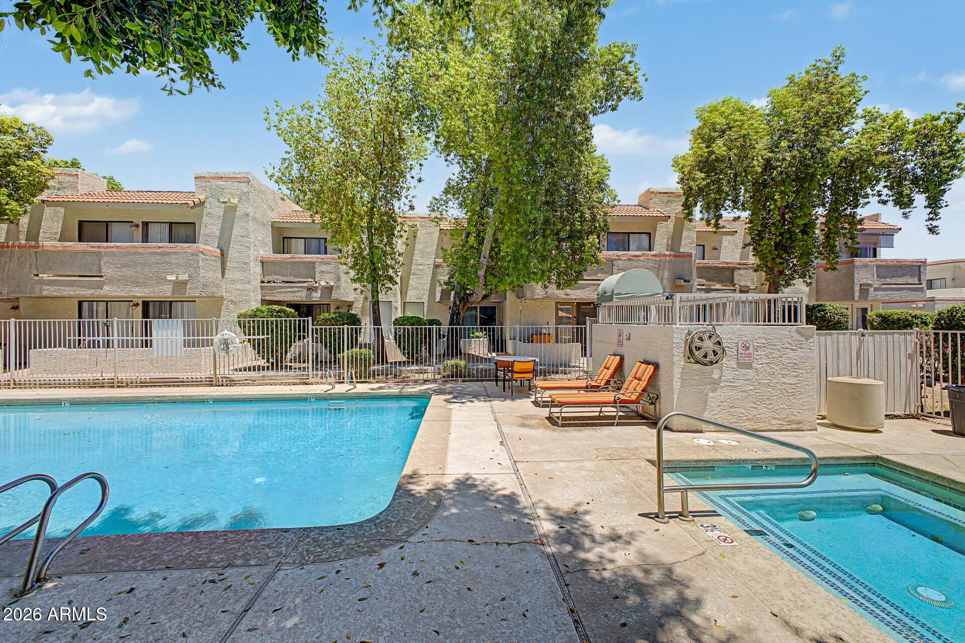 885 N GRANITE REEF Road 82