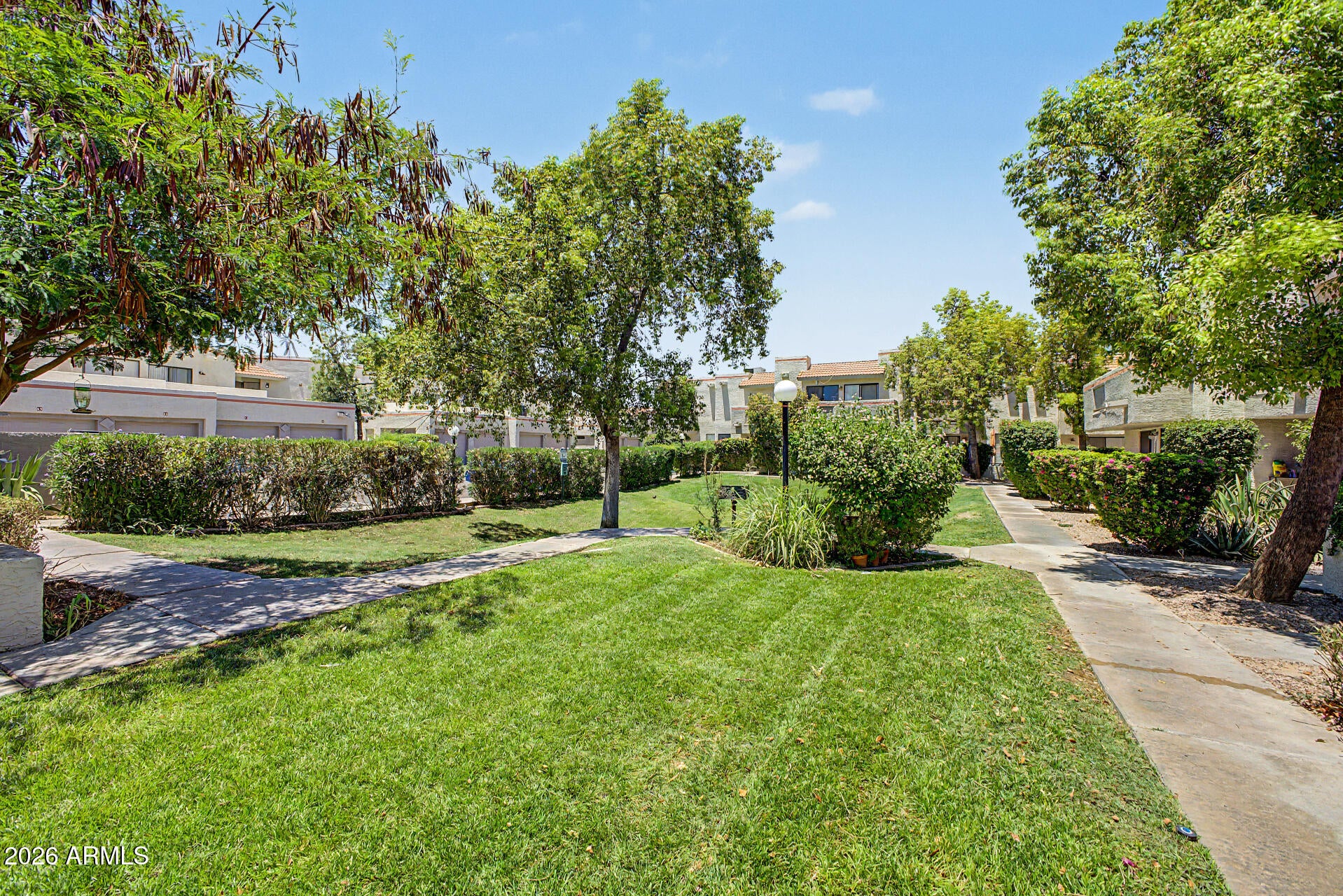 885 N GRANITE REEF Road 82