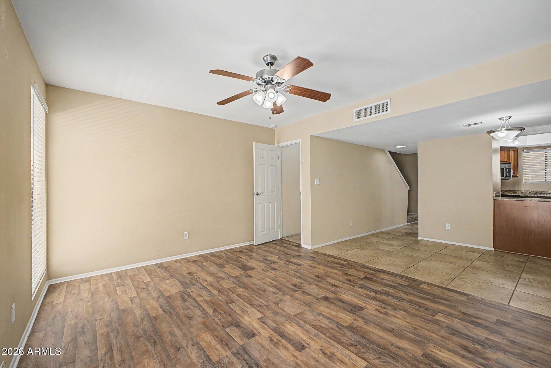 885 N GRANITE REEF Road 82
