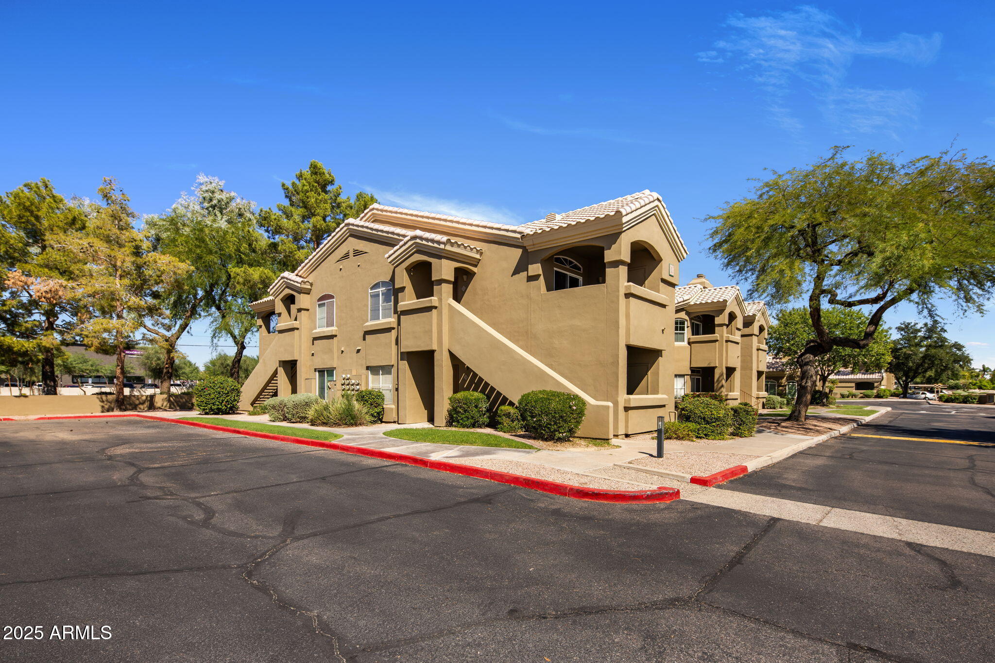 5335 E SHEA Boulevard 2005