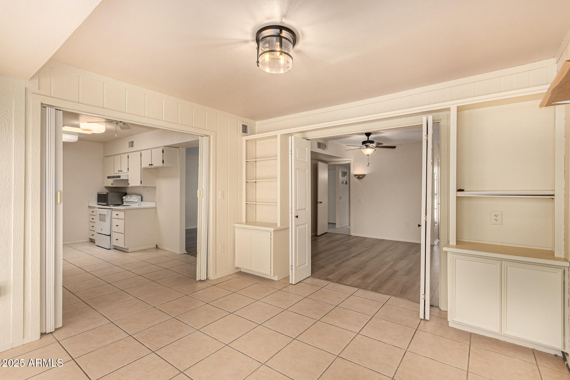 13424 W DESERT GLEN Drive