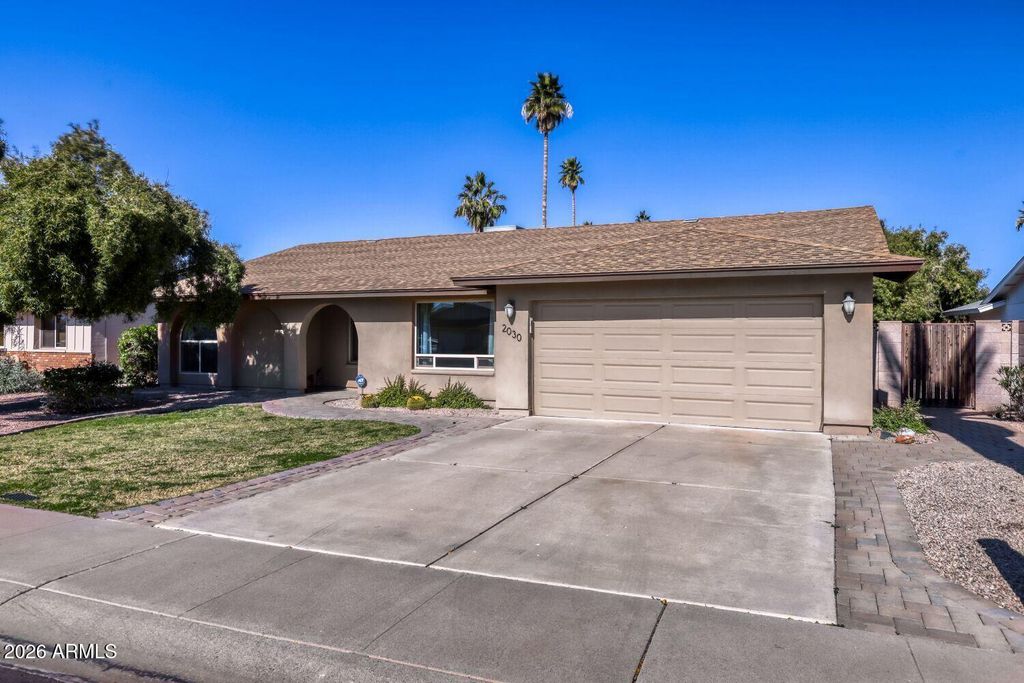 Photo of 2030 E Colgate Drive, Tempe, AZ 85283 (MLS # 6977667)