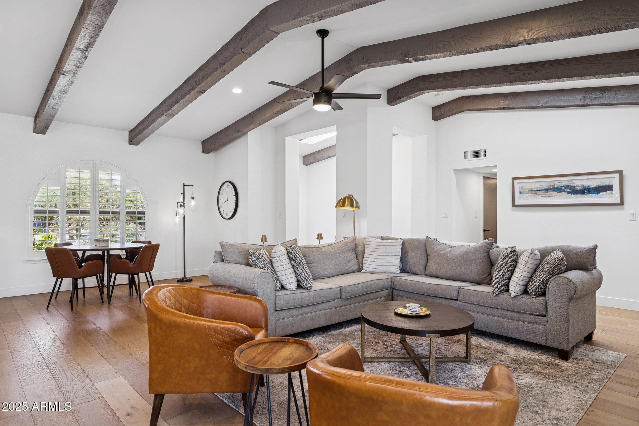 2044 E SMOKETREE Drive