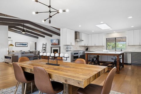 2044 E SMOKETREE Drive Carefree AZ 85377