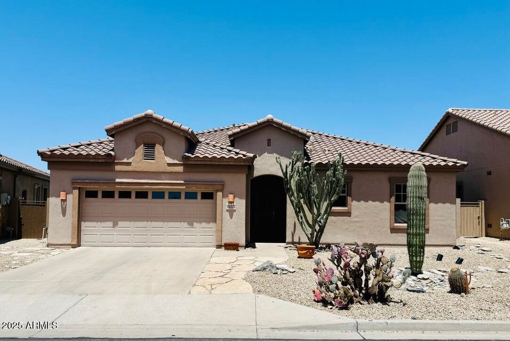 Photo of 10572 E Autumn Sage Drive, Scottsdale, AZ 85255 (MLS # 6878889)