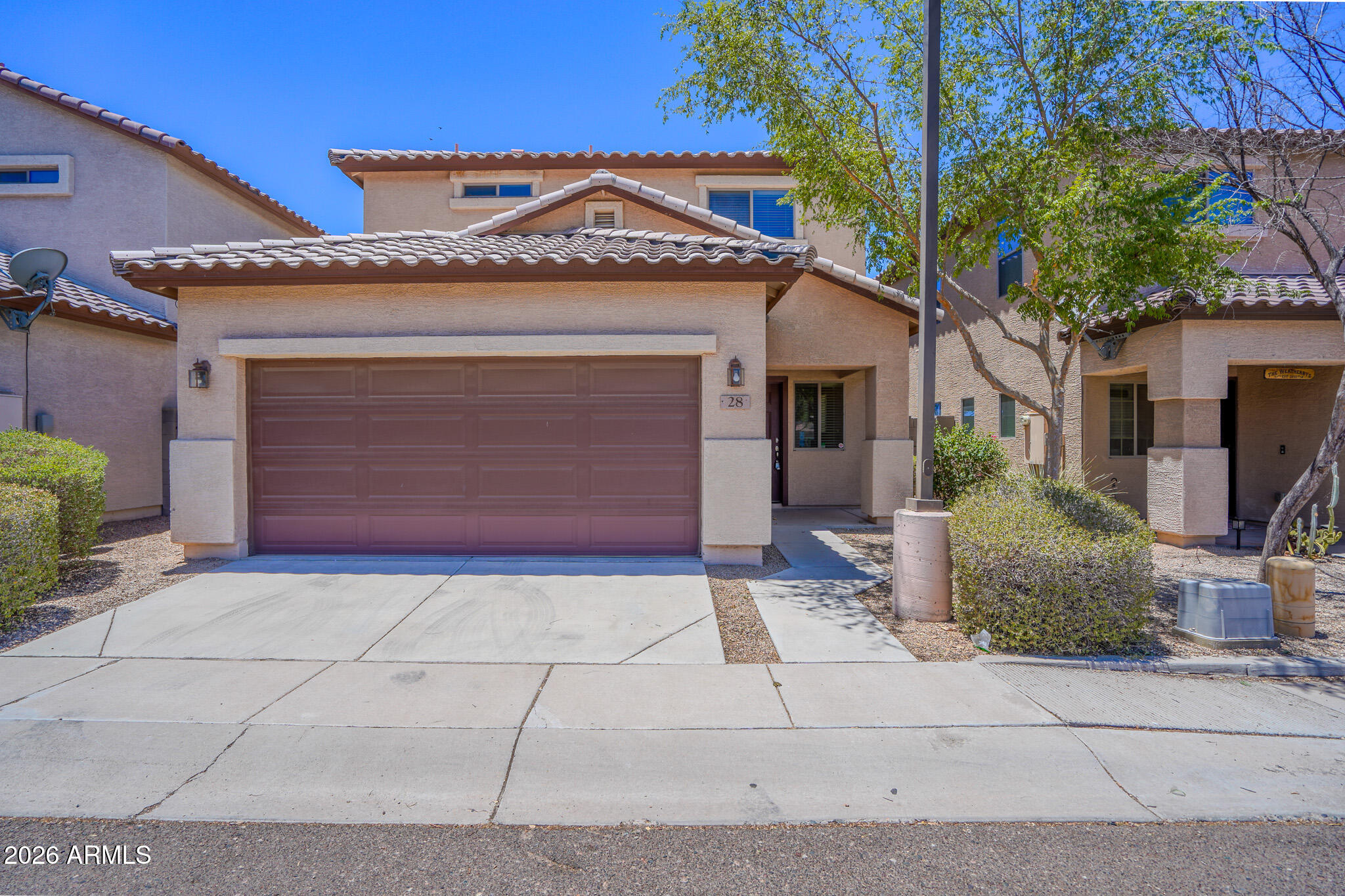 10225 W CAMELBACK Road 28