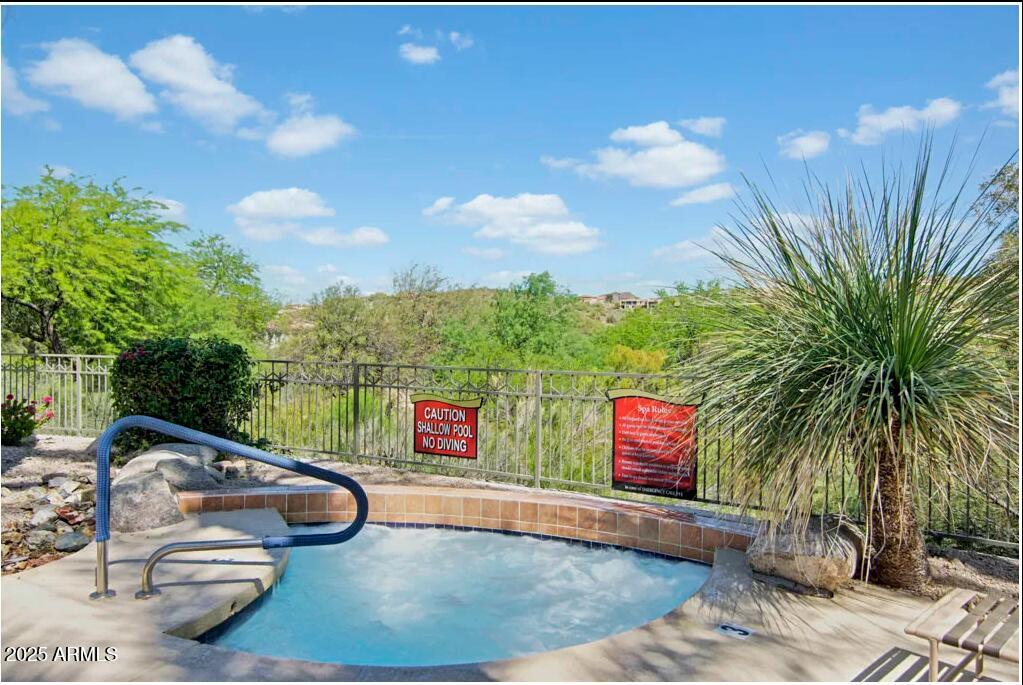 1550 E THUNDERBIRD Road C1