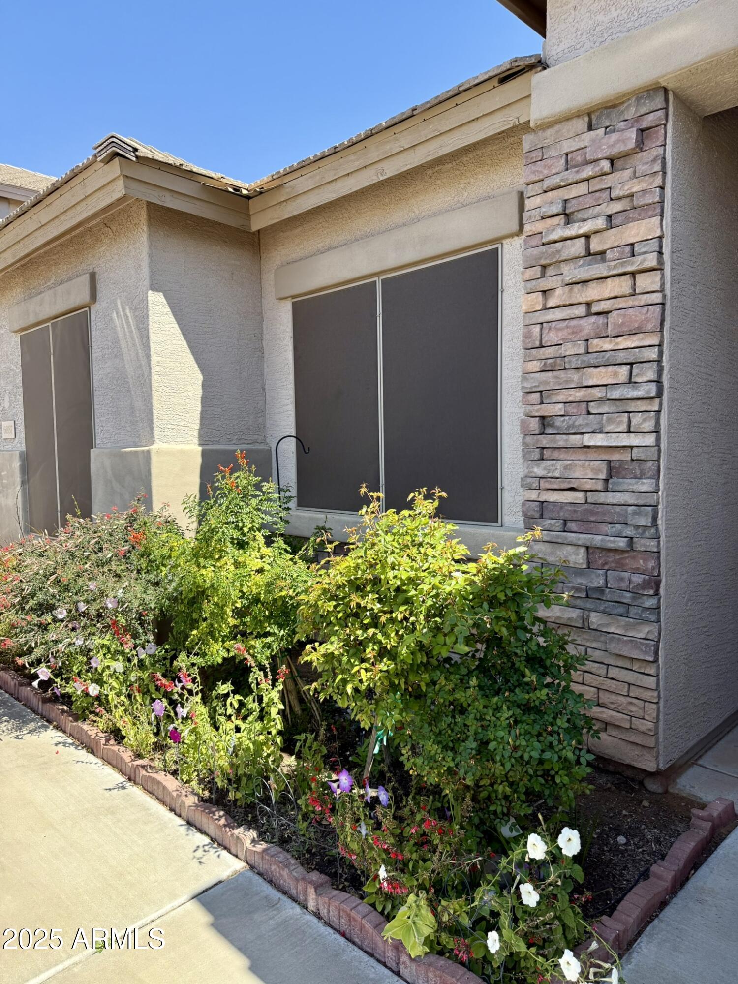 6887 S TERESA Drive