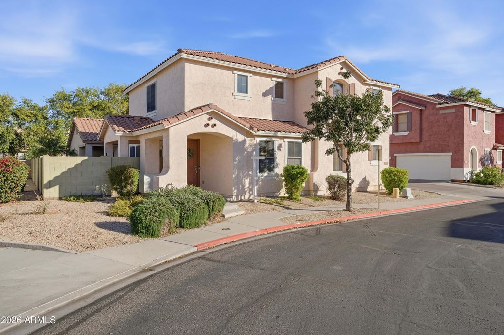 Photo of 832 E Stottler Drive, Gilbert, AZ 85296 (MLS # 6963936)