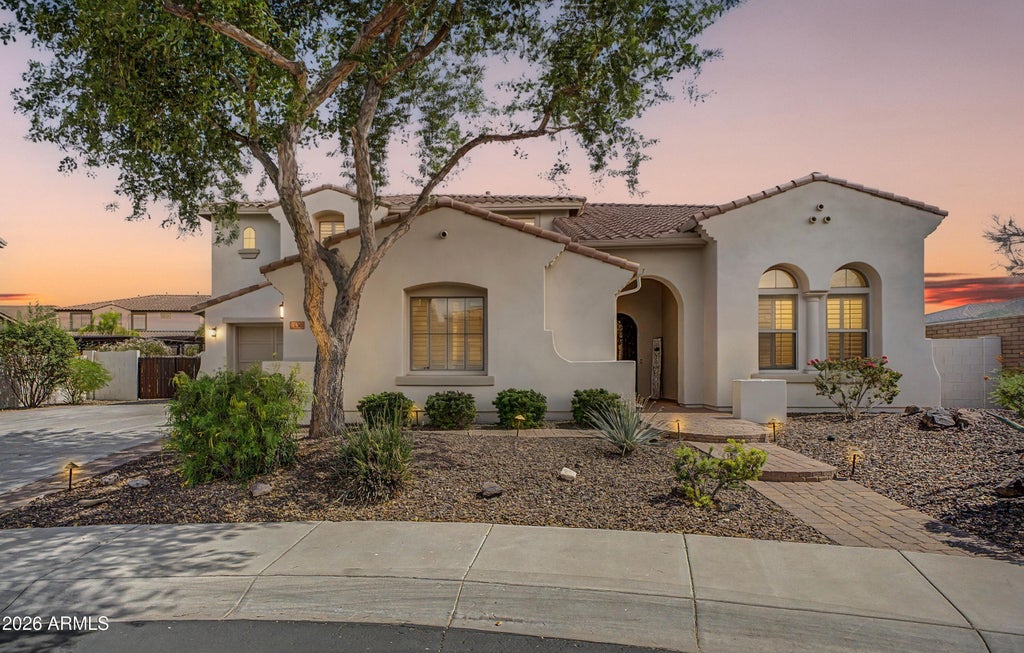 Photo of 13091 W Chucks Avenue, Peoria, AZ 85383 (MLS # 7090857)