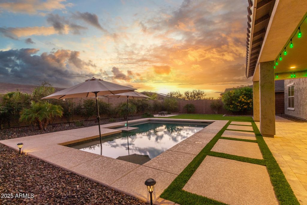Photo of 11853 W Nadine Way, Peoria, AZ 85383 (MLS # 6931817)