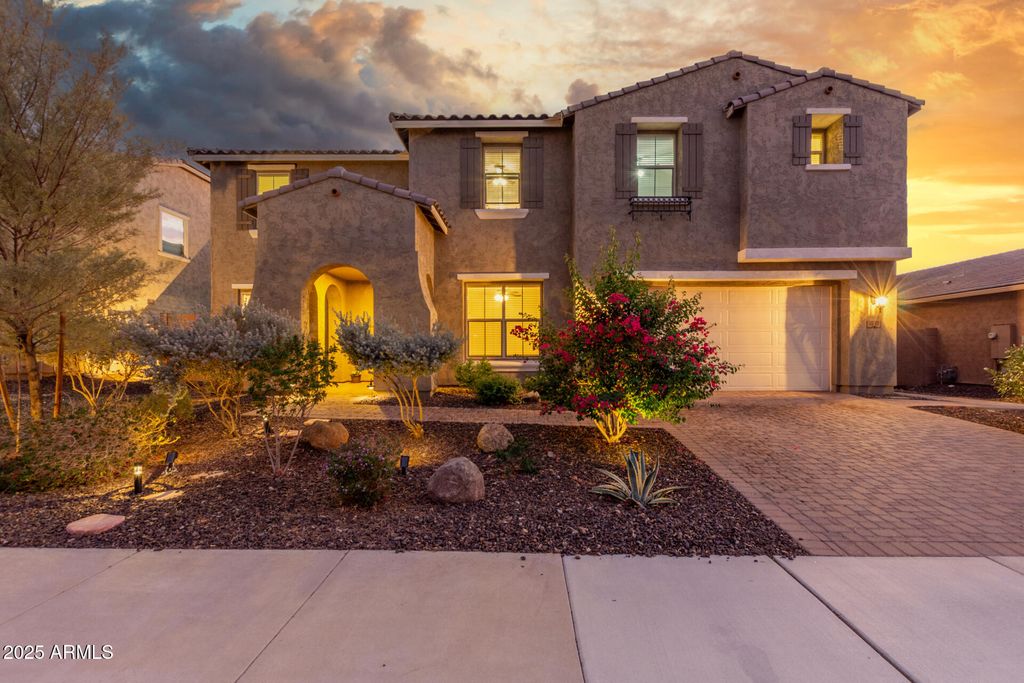 Photo of 11853 W Nadine Way, Peoria, AZ 85383 (MLS # 6931817)