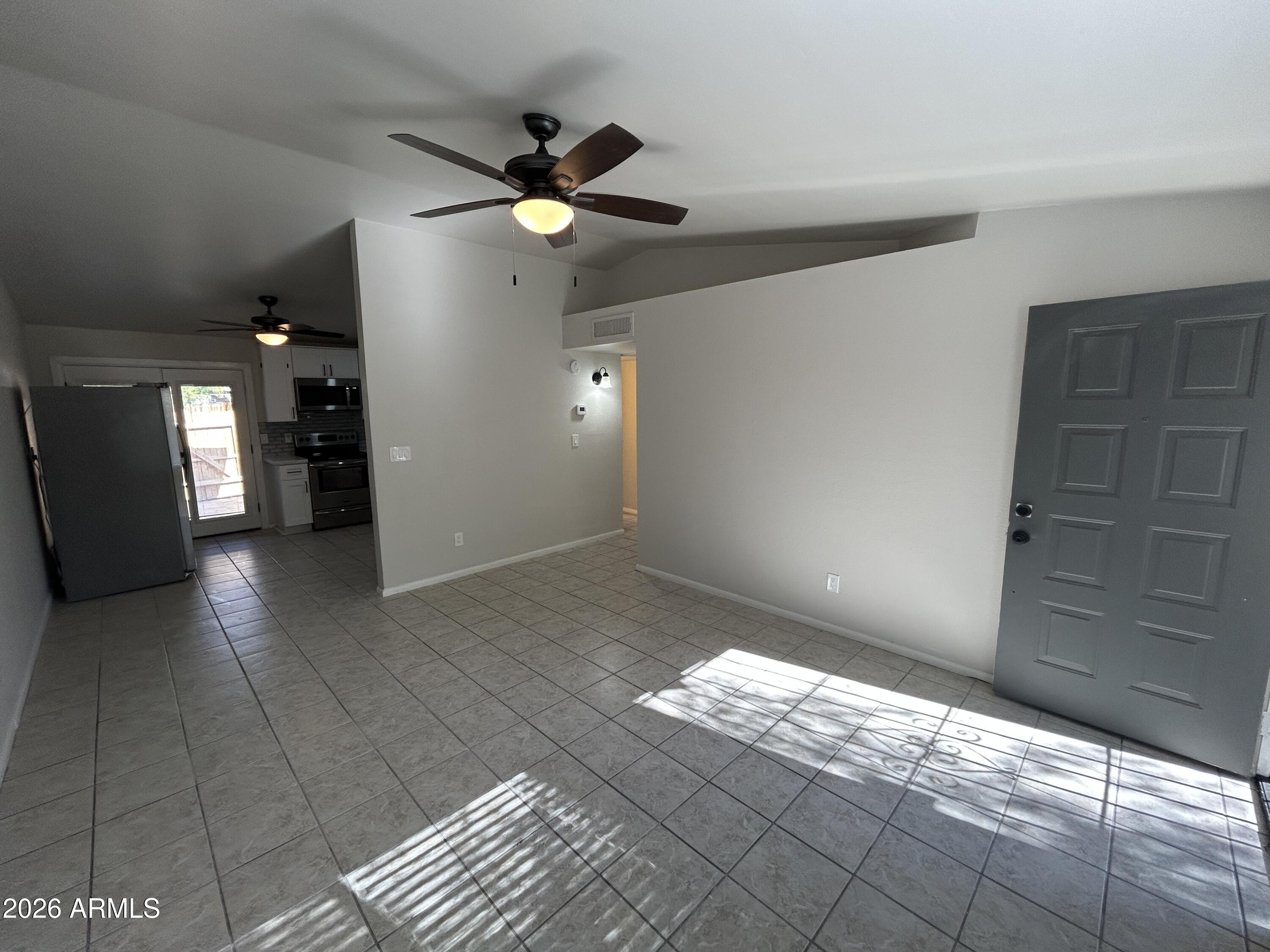 6711 W OSBORN Road 22