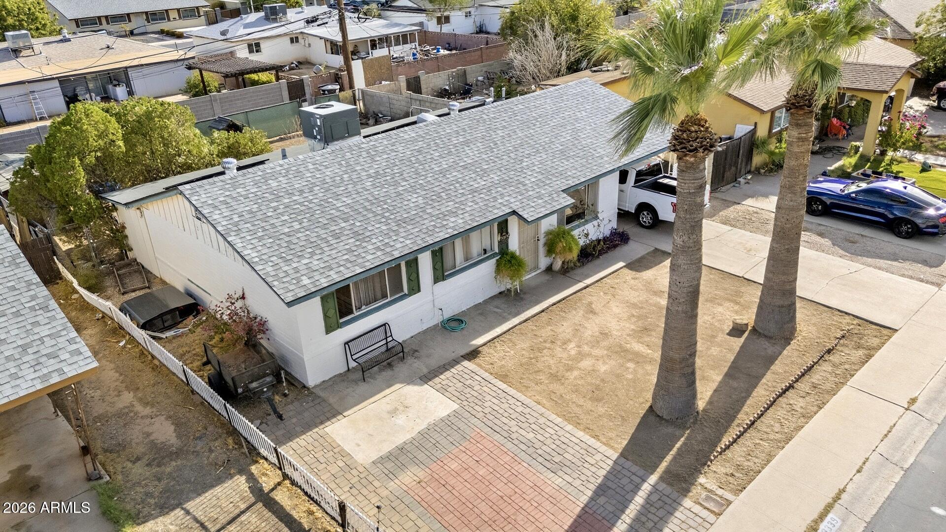 3339 W CORRINE Drive