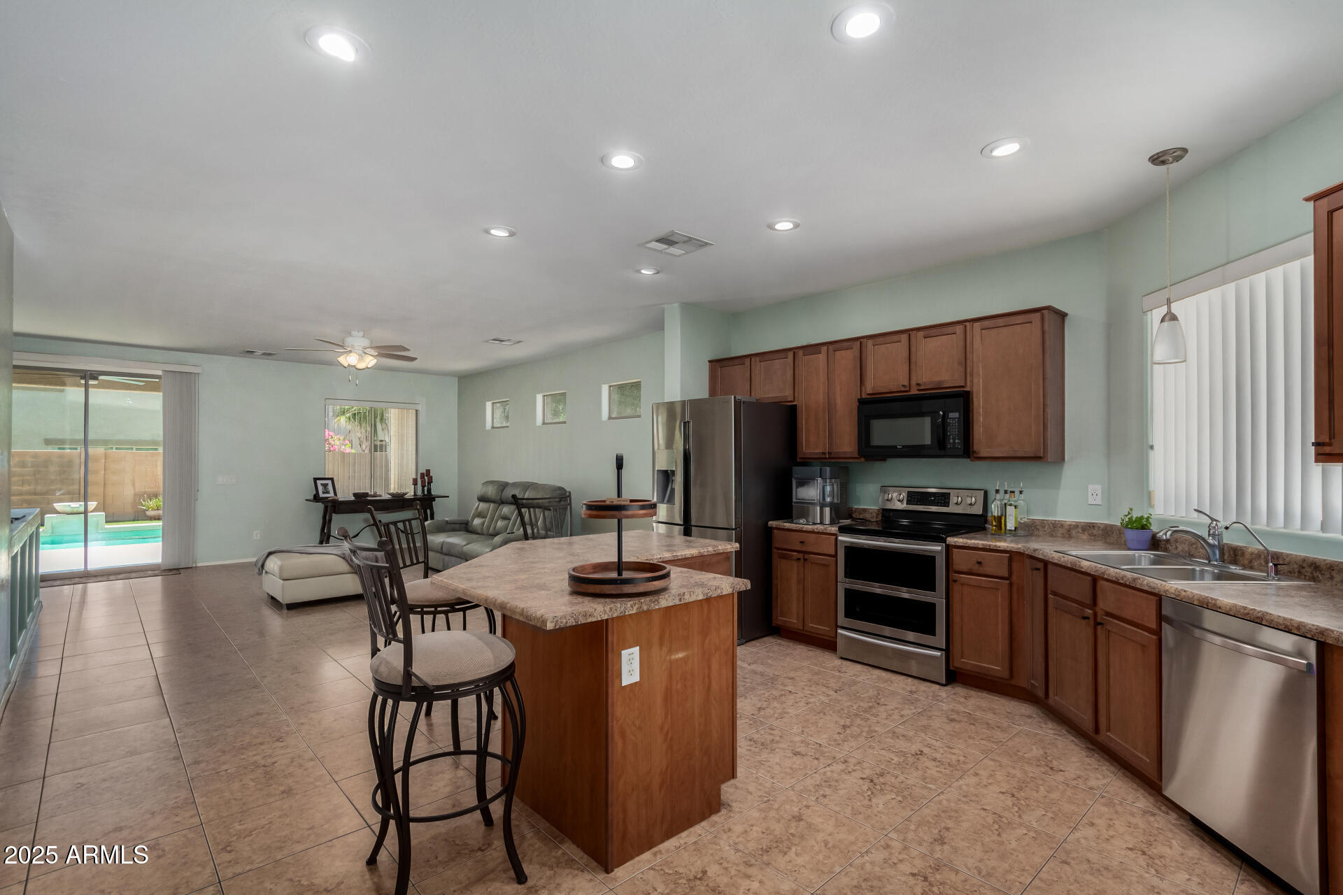 16489 W TETHER Trail