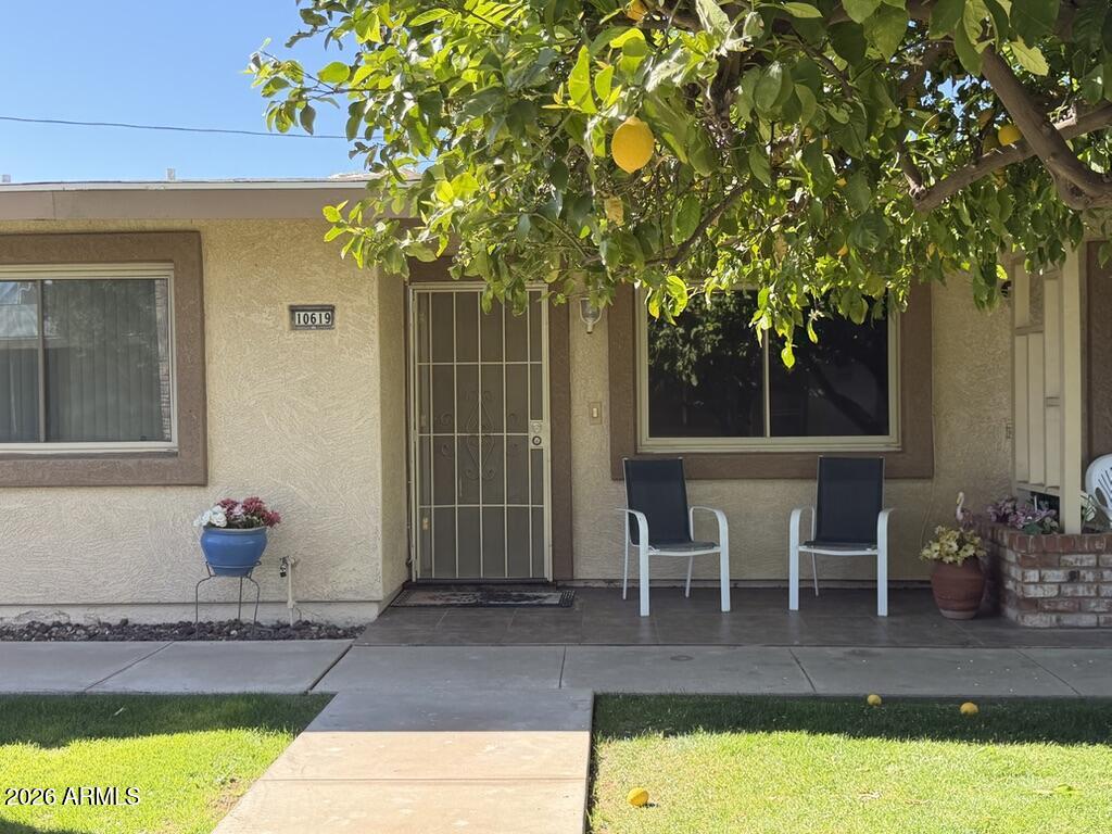 10619 W COGGINS Drive