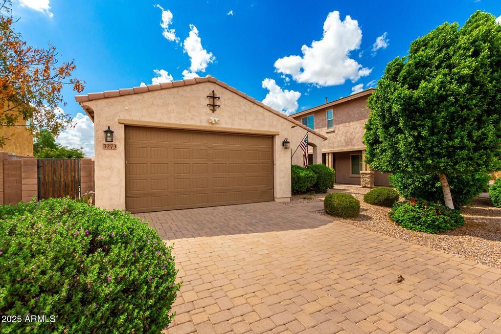 Photo of 3273 E Lantana Place, Chandler, AZ 85286 (MLS # 6923433)