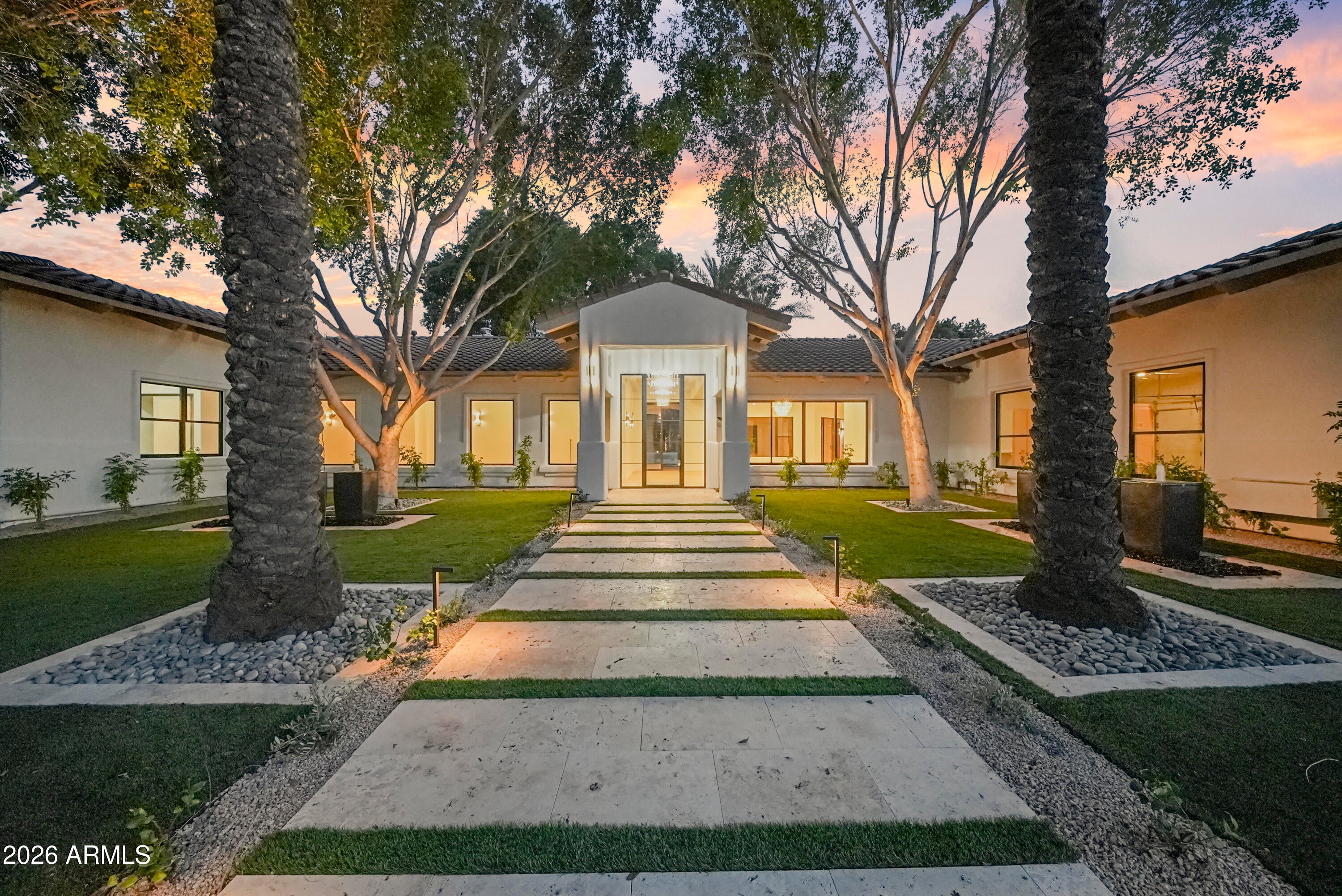 11505 E COCHISE Drive