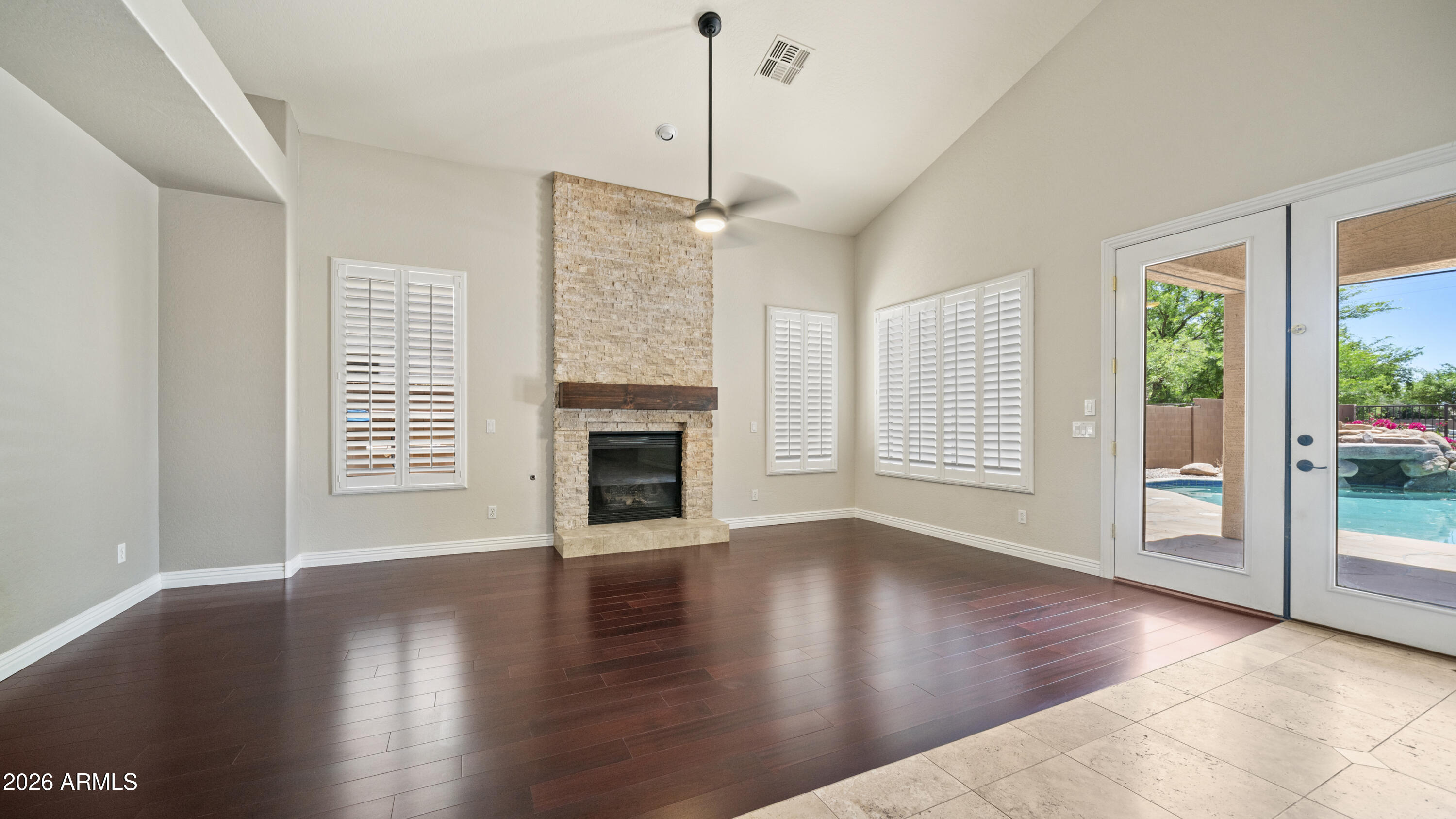 PASEO CROSSING PHASE 2 - Residential