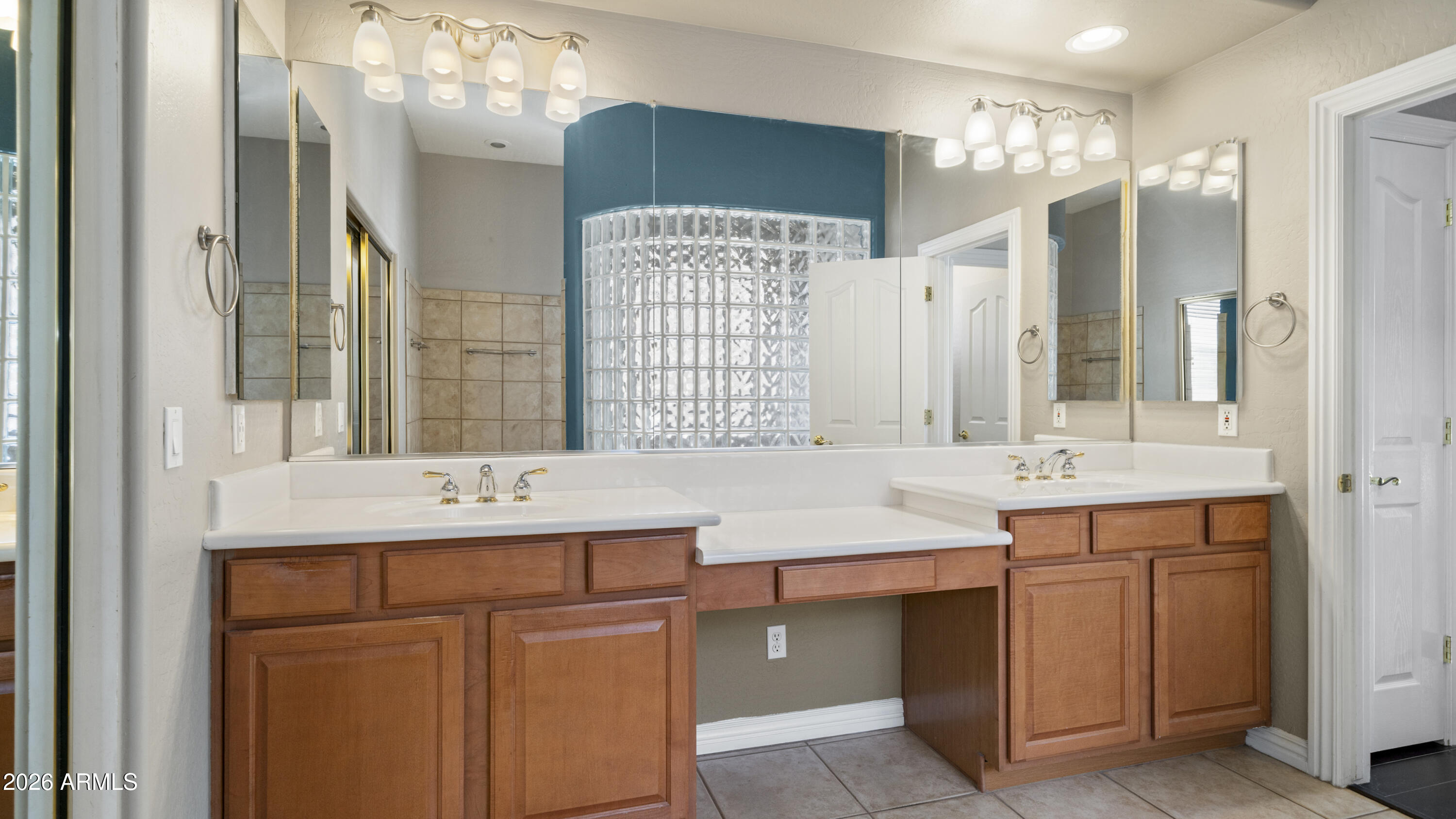 PASEO CROSSING PHASE 2 - Residential