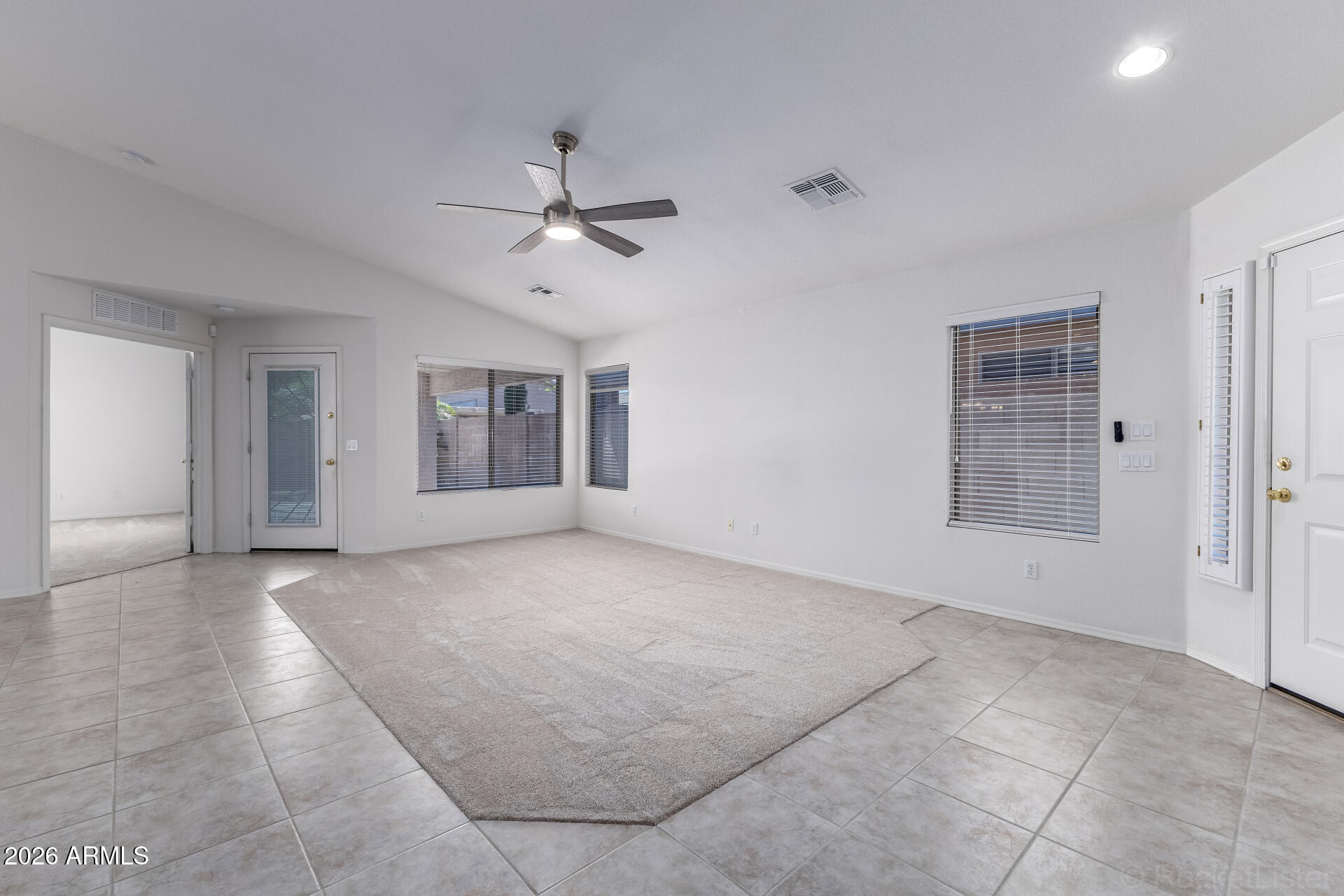 15847 W SAGUARO Lane W