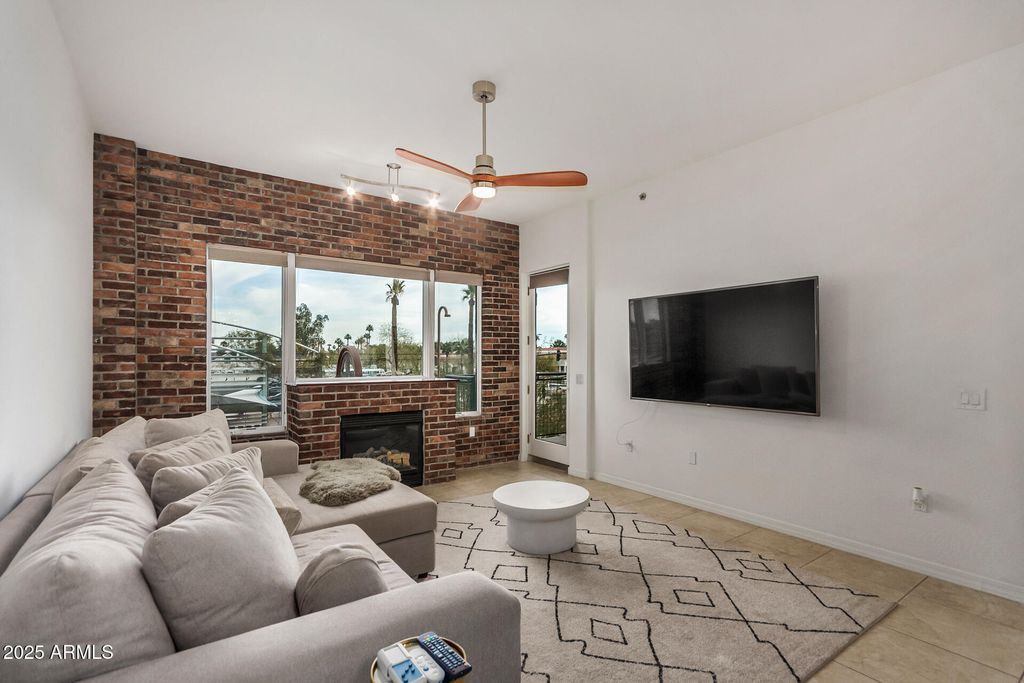 Photo of 2302 N Central Avenue #206, Phoenix, AZ 85004 (MLS # 6864670)