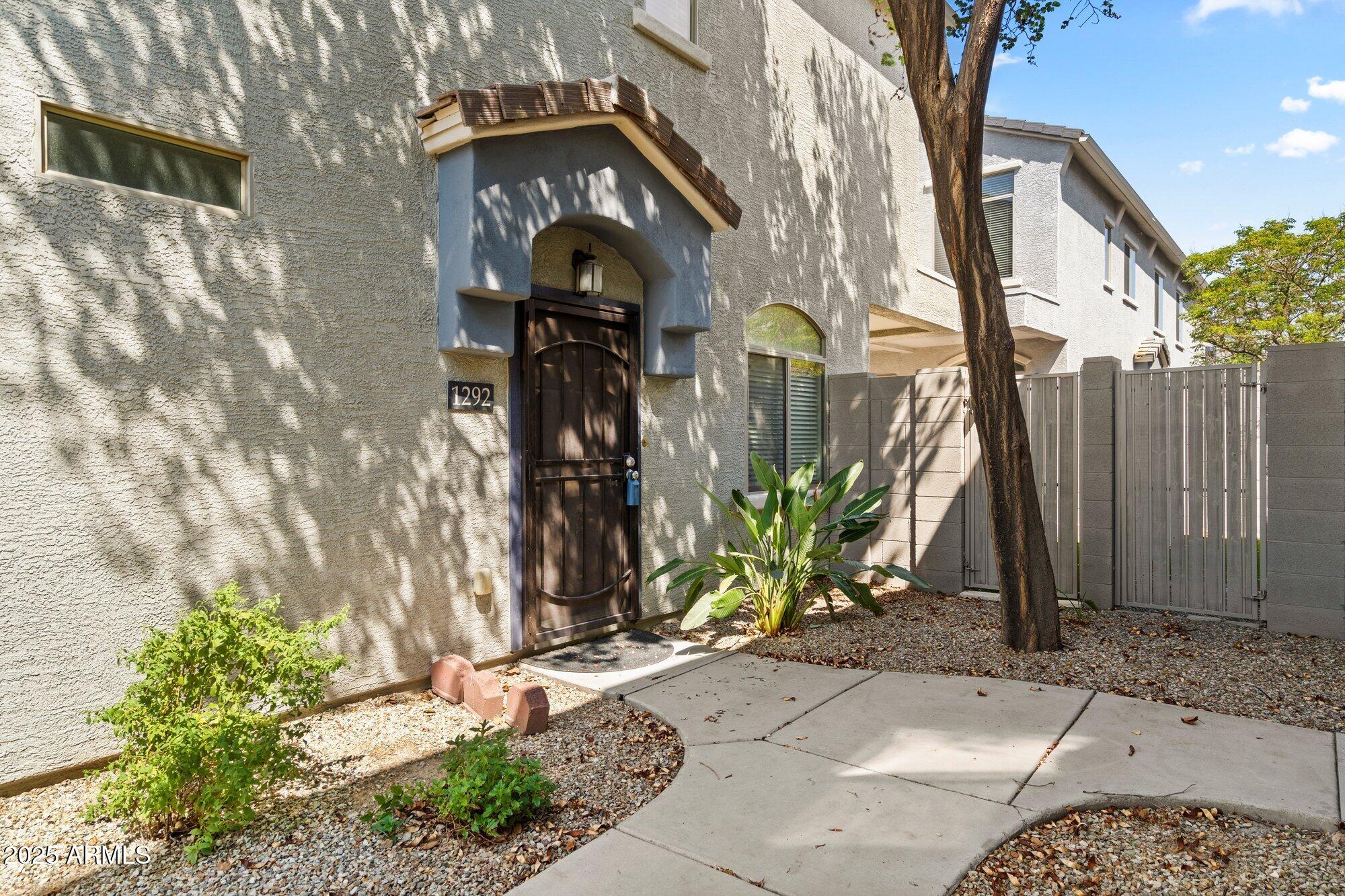 2150 W ALAMEDA Road 1292