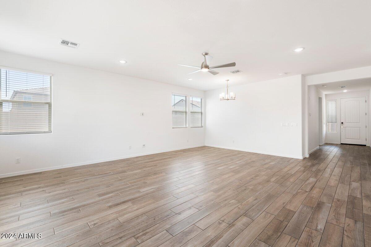 15112 W HADLEY Street