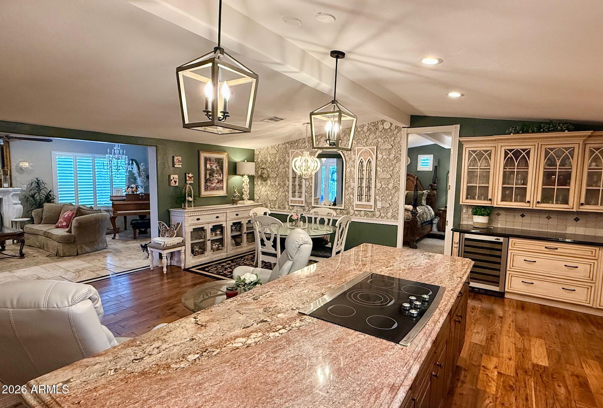 2505 N TREVINO Place N