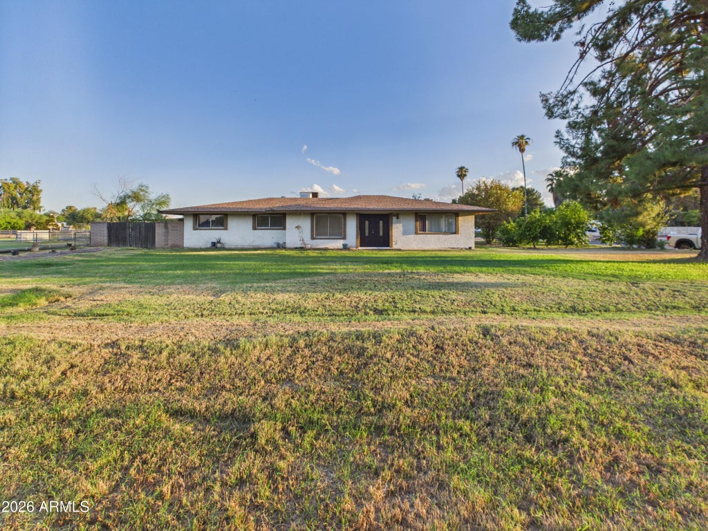 Photo of 6809 S 66th Avenue, Laveen, AZ 85339 (MLS # 7074445)