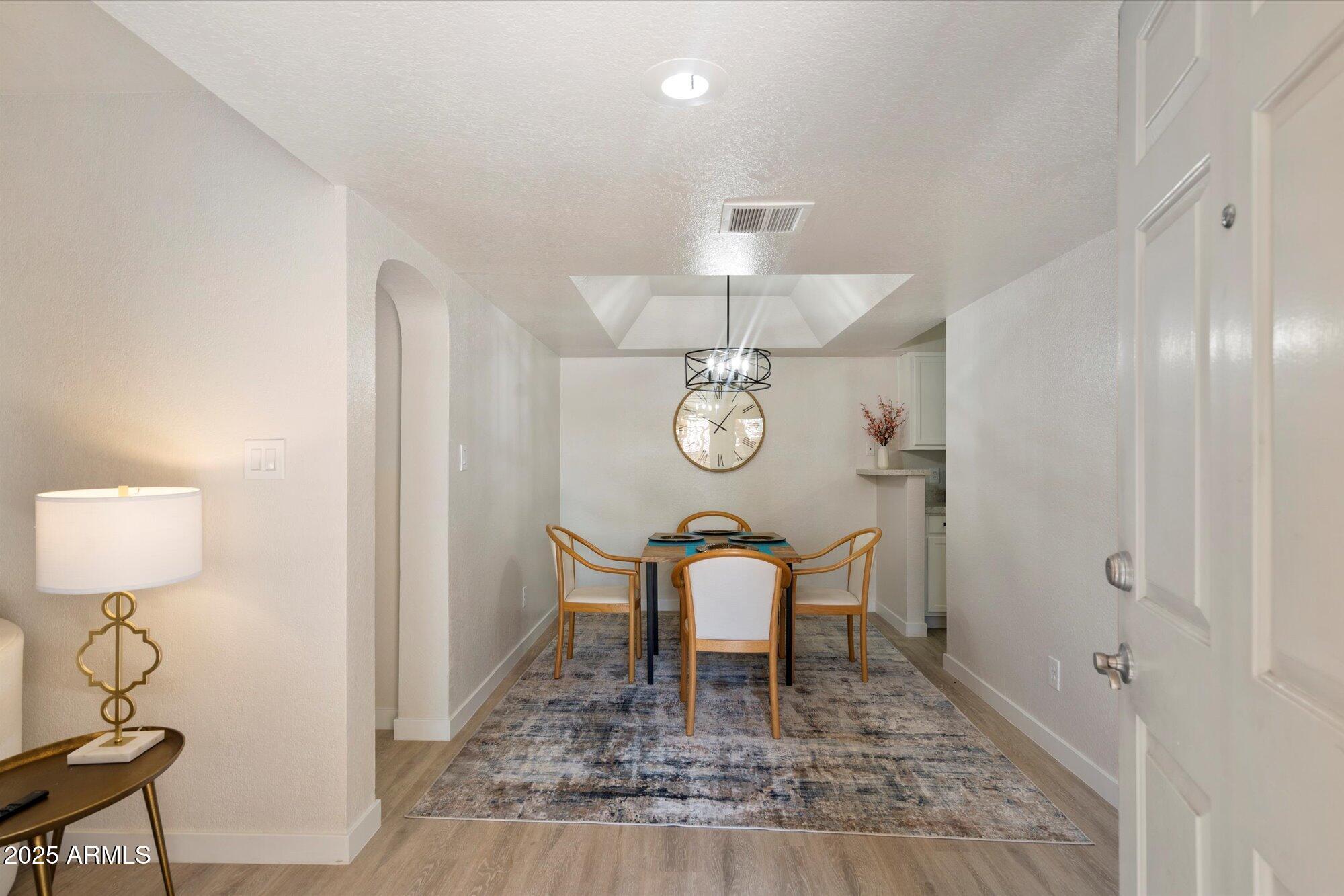 8787 E MOUNTAIN VIEW Road 1106