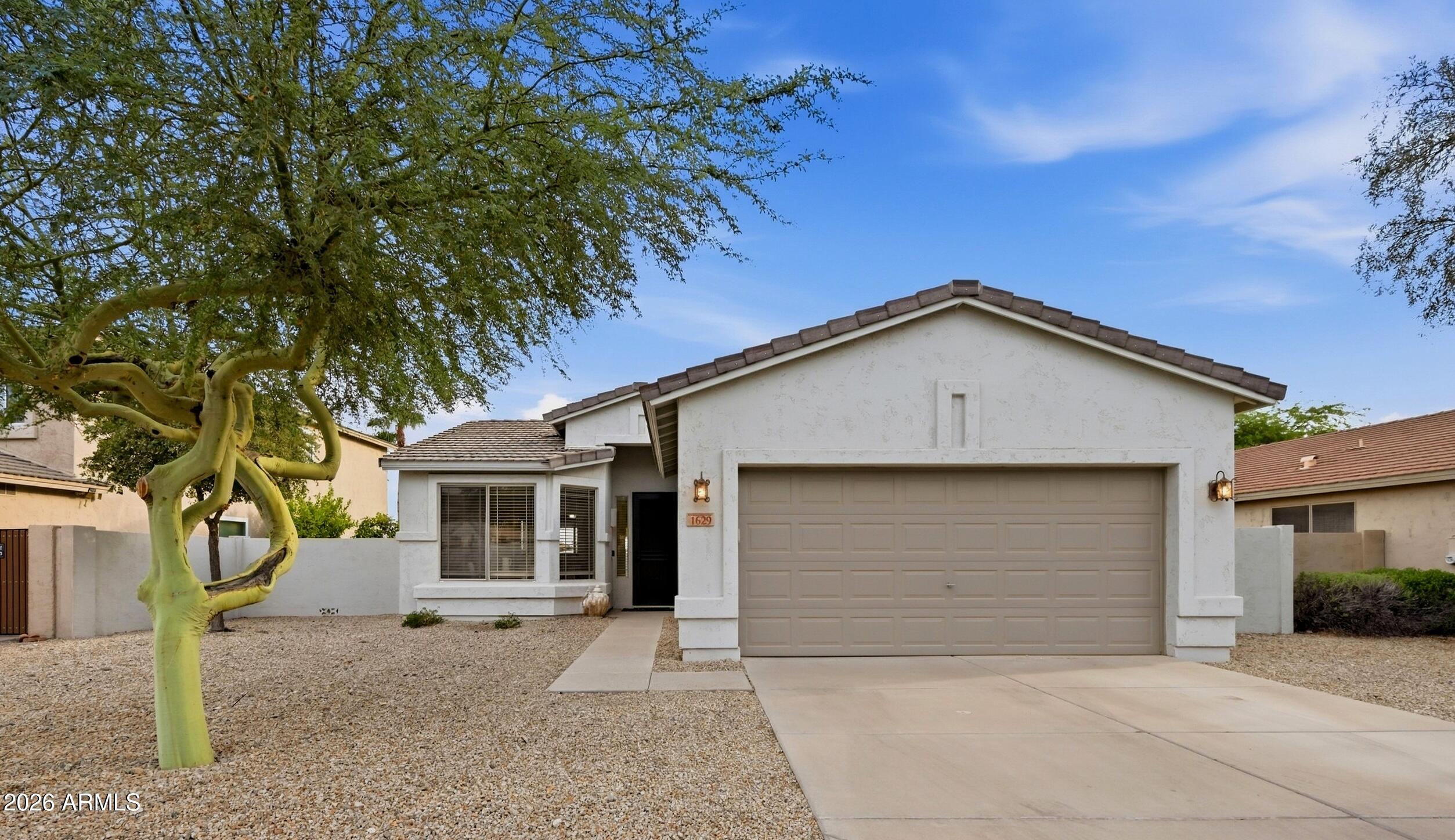 1629 W GLENHAVEN Drive