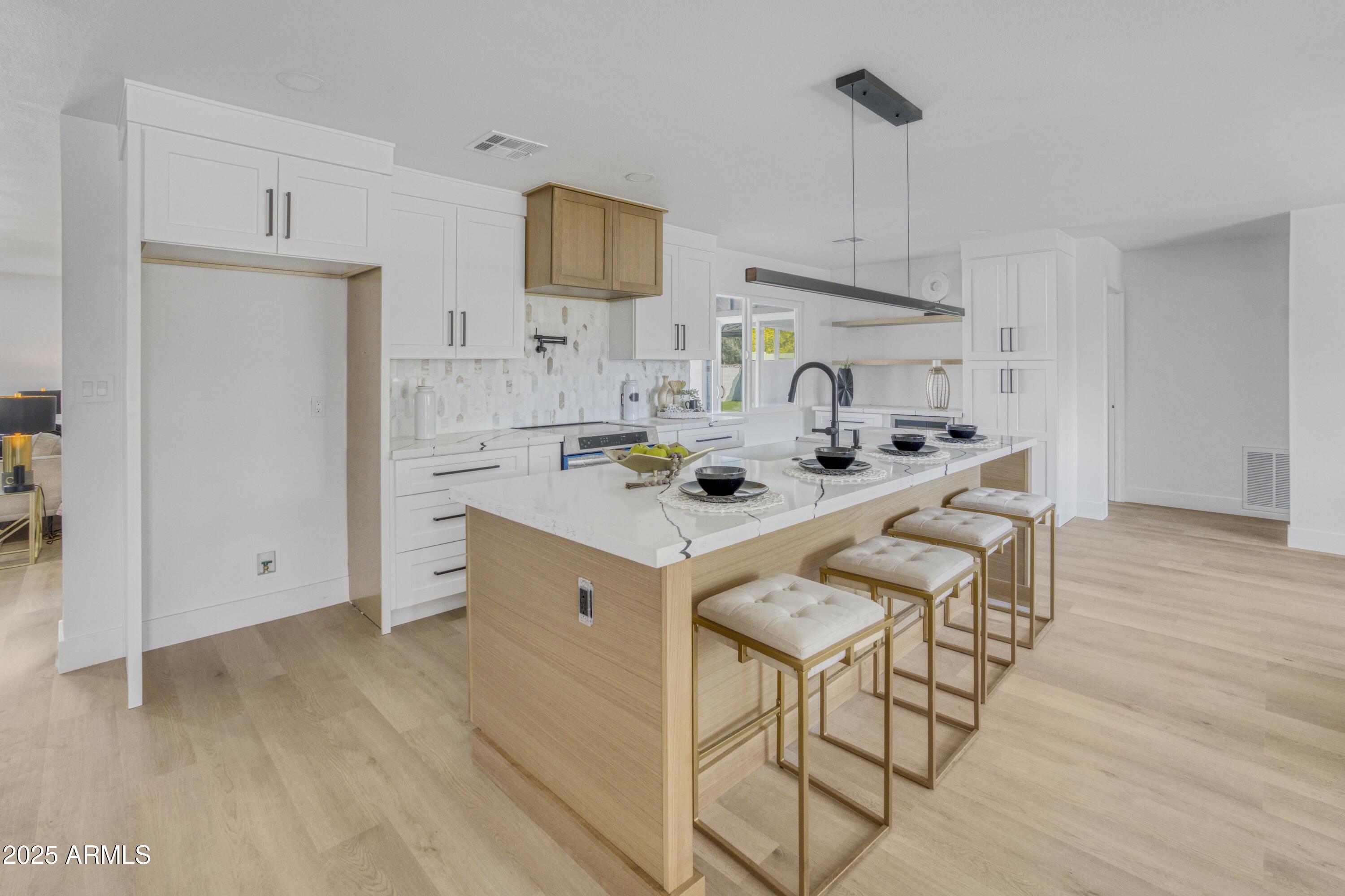 3904 S BUTTE Avenue
