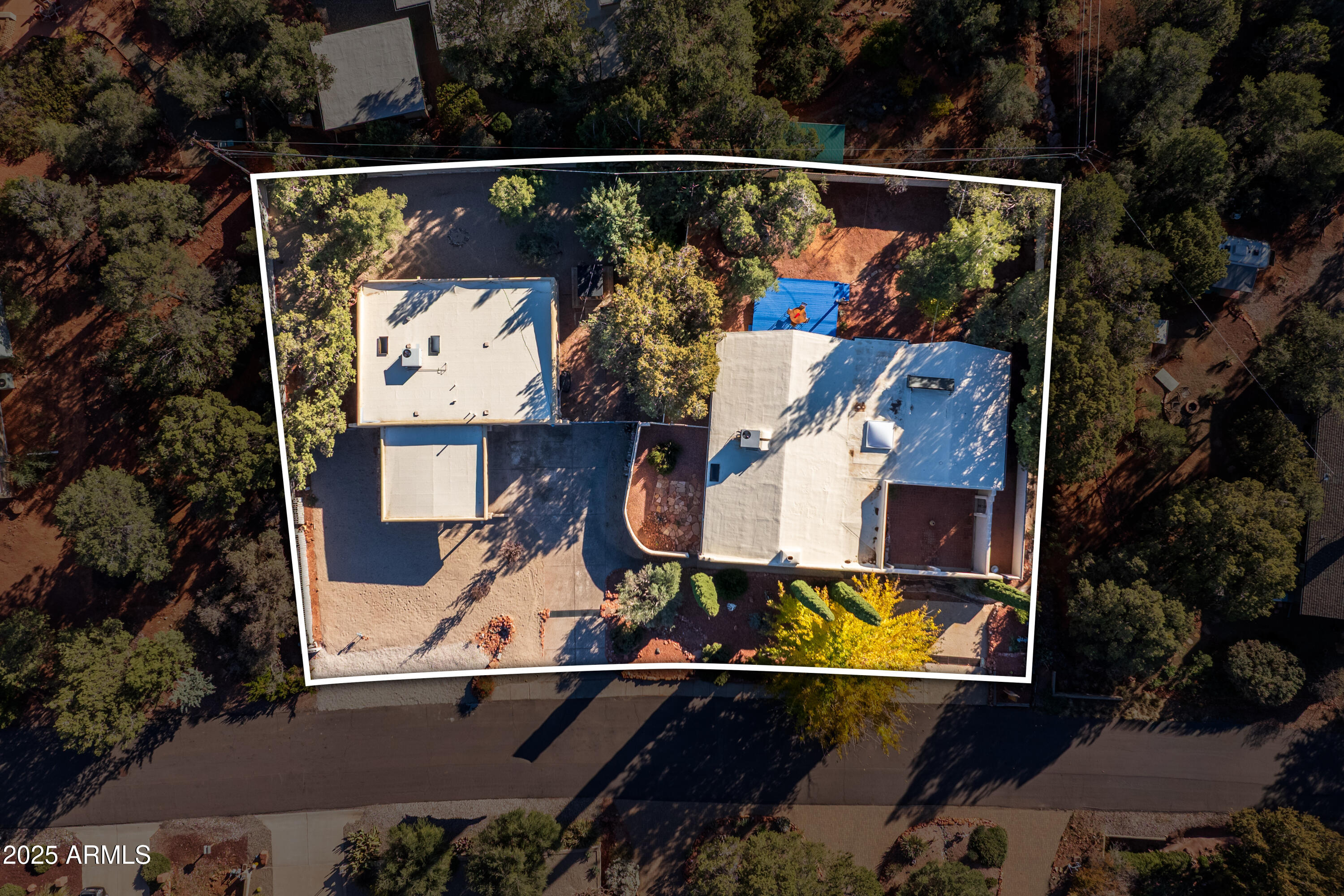 1655 Johnny Guitar Street