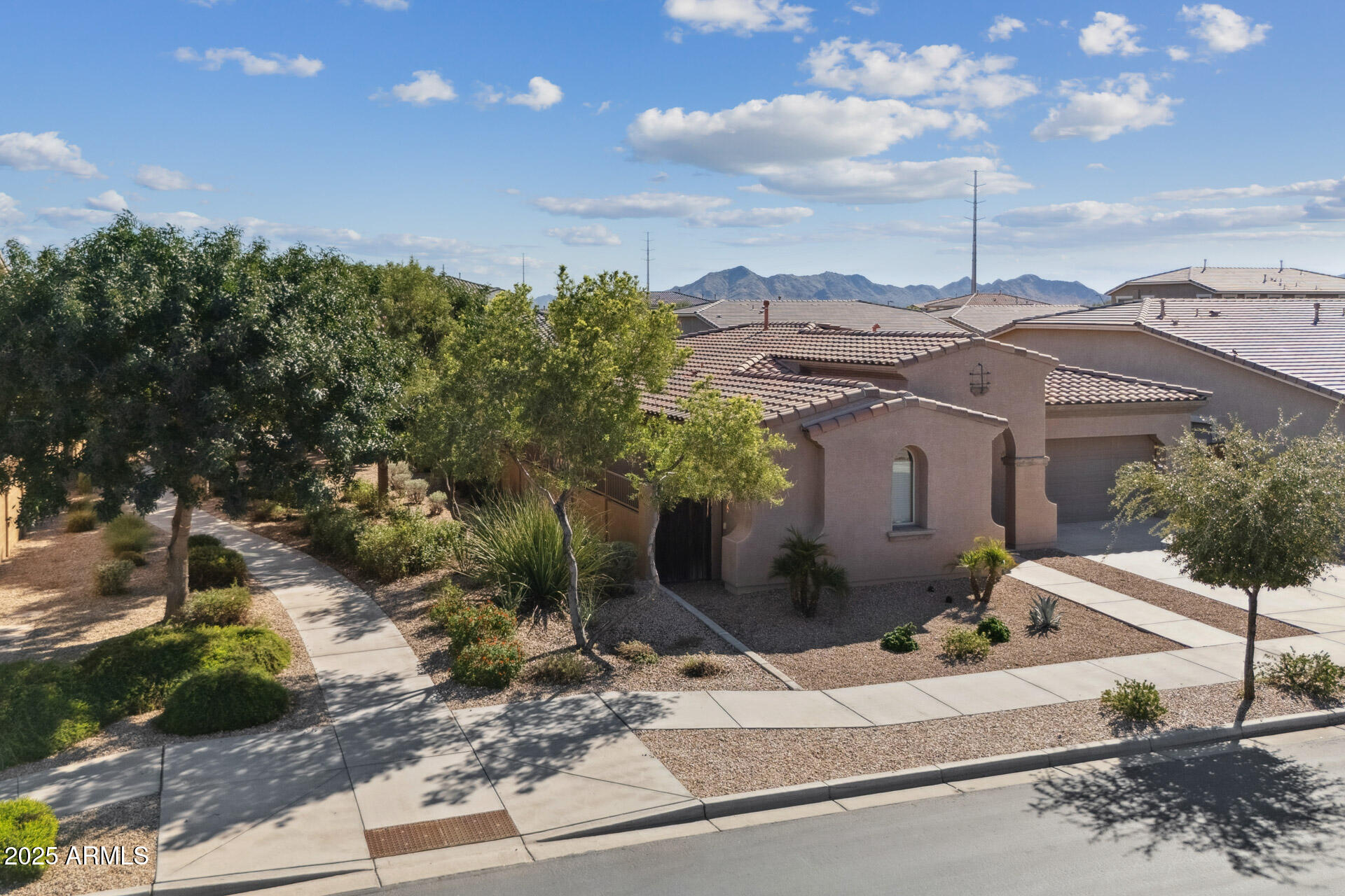 Homes for Sale in Queen Creek Arizona 2 22491 E AVENIDA DEL VALLE --