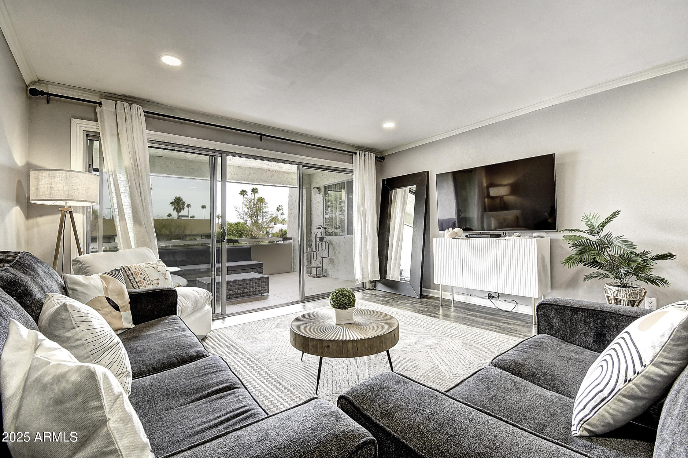 7625 E CAMELBACK Road B203