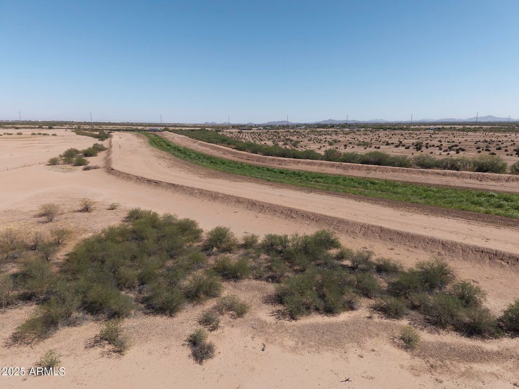 Photo of 0 S Hanna Road #-, Casa Grande, AZ 85193 (MLS # 6883233)