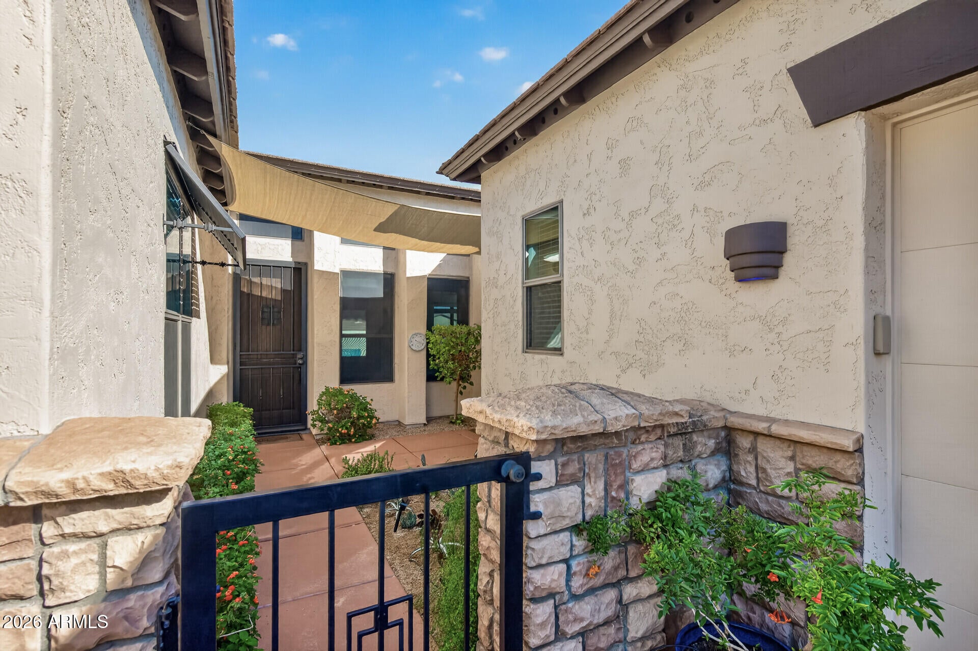 11419 N 12th Place