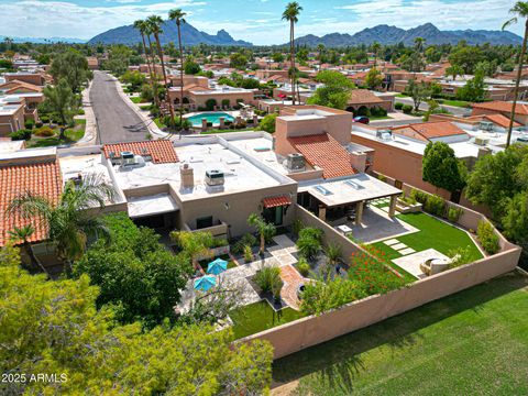 8222 E VIA DE LA ESCUELA -- Scottsdale AZ 85258