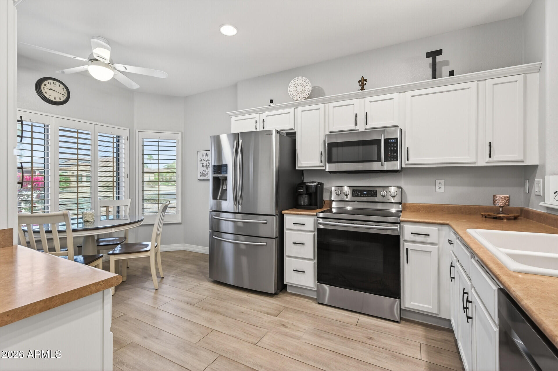 17713 N THOROUGHBRED Drive