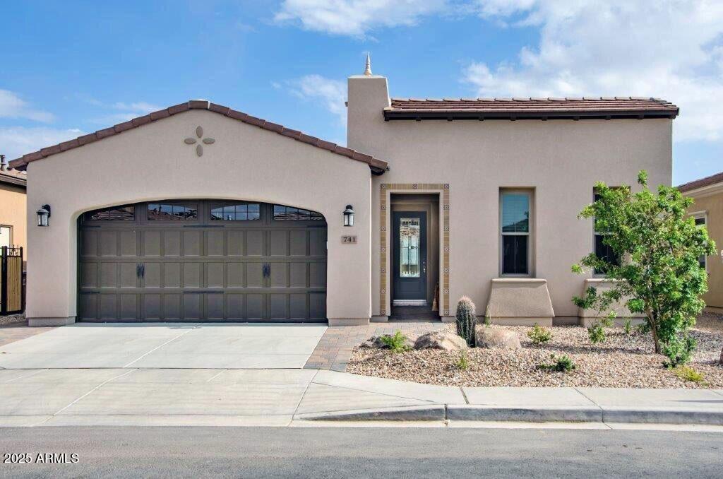 741 E LA PALTA Street