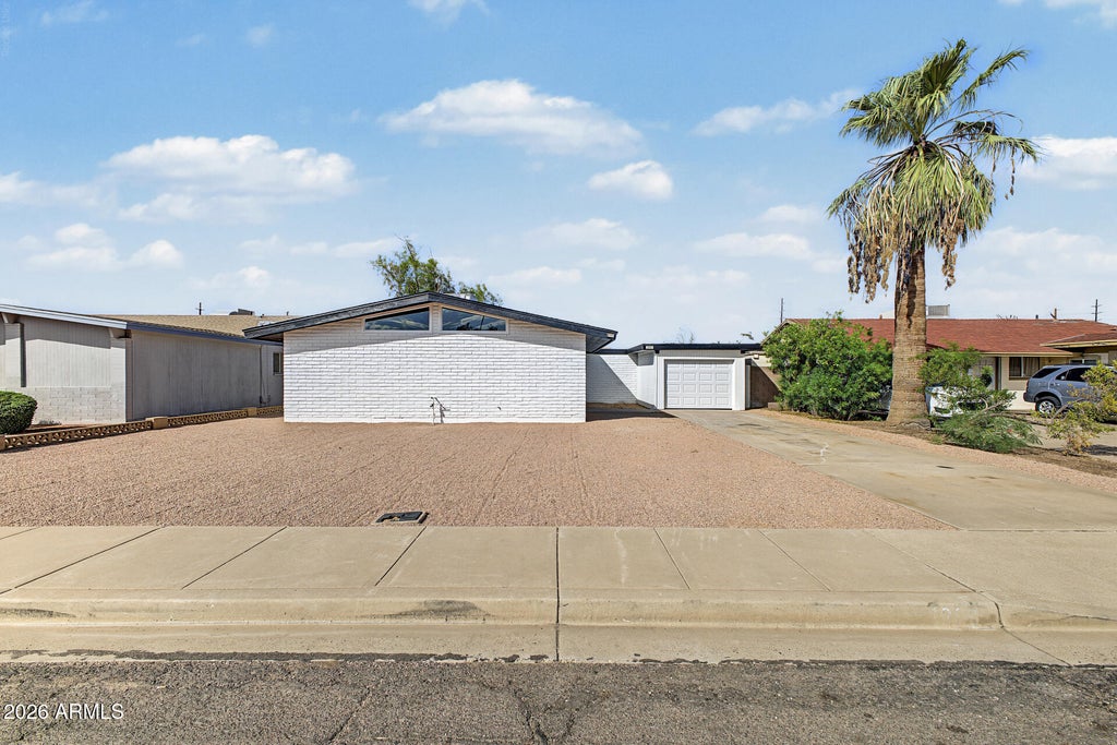 Photo of 1208 W Malibu Drive, Tempe, AZ 85282 (MLS # 7086138)