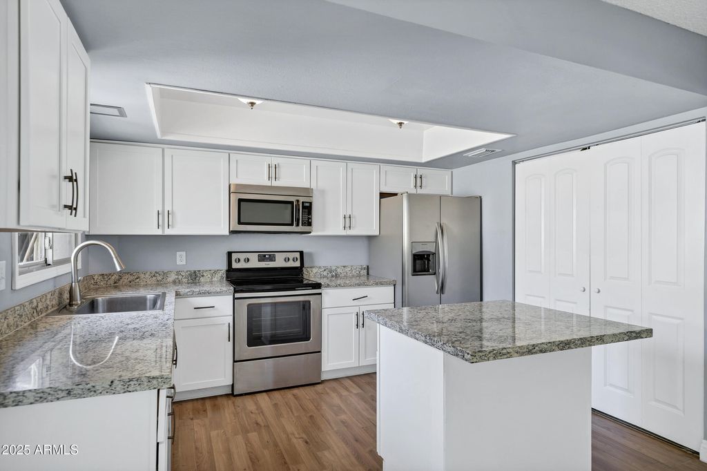 Photo of 14 E Hermosa Drive, Tempe, AZ 85282 (MLS # 6909649)